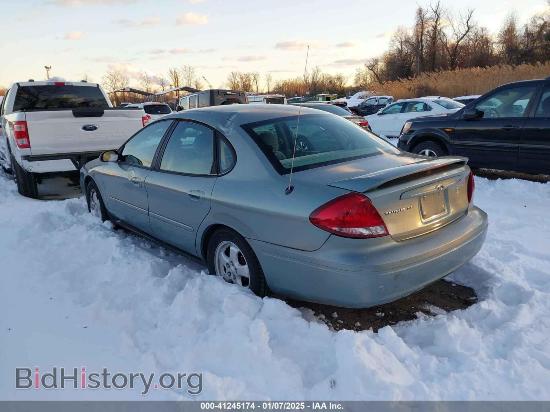 2005 FORD TAURUS - VIN: 1FAFP53295A204724 - Фото 3