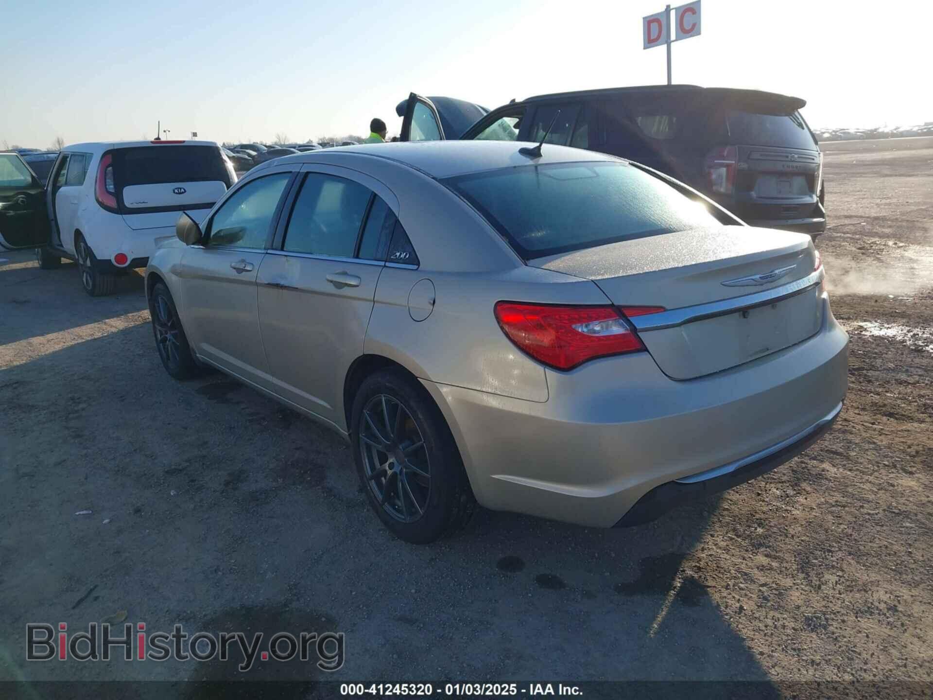 2013 CHRYSLER 200 - VIN: 1C3CCBBB7DN694178 - Фото 3