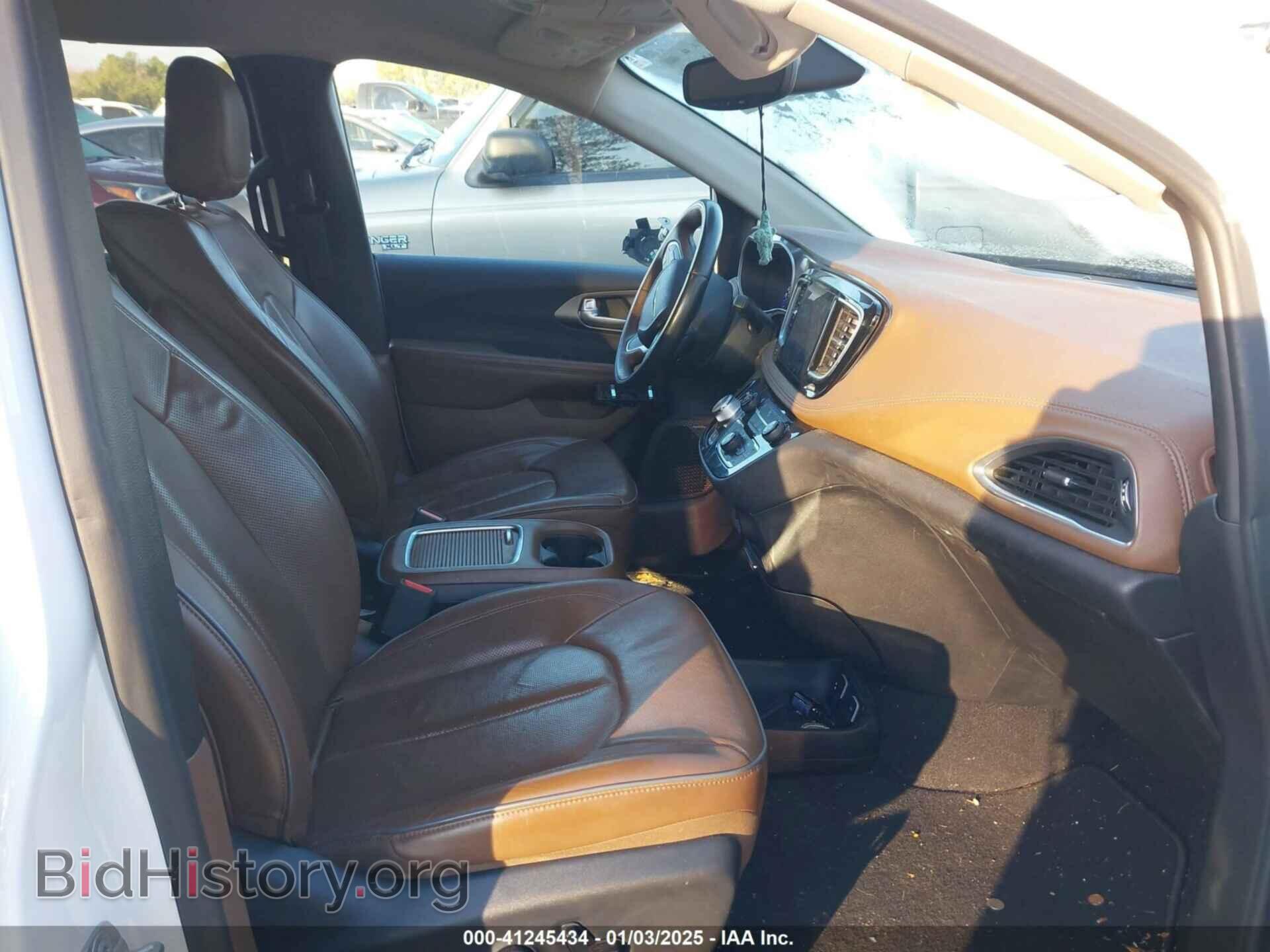2017 CHRYSLER PACIFICA - VIN: 2C4RC1GG1HR821584 - Photo 5