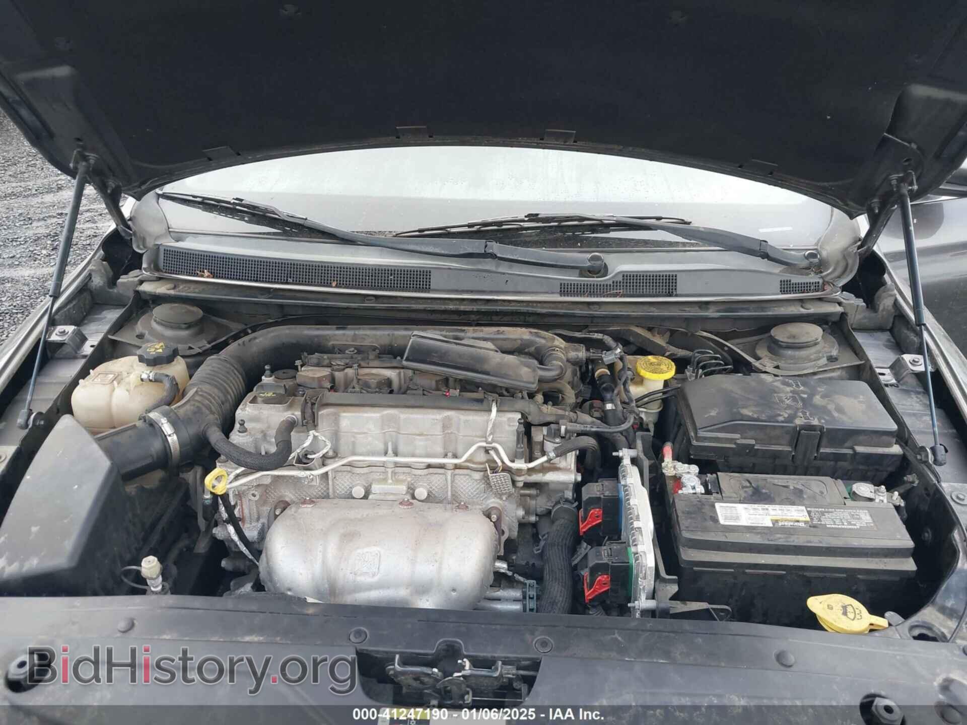 2015 CHRYSLER 200 - VIN: 1C3CCCAB3FN741104 - Фото 10