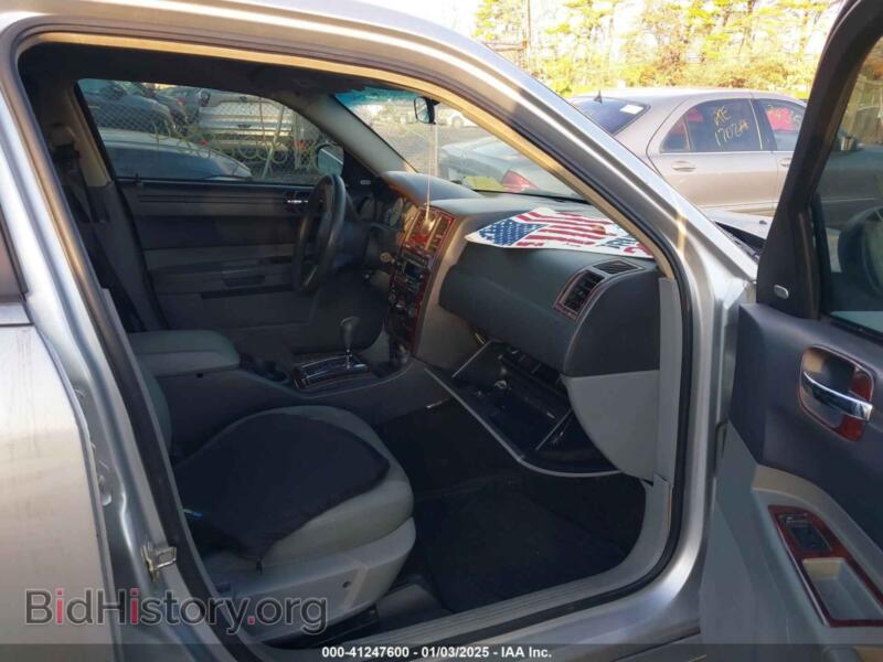 2005 Chrysler 300 (VIN 2C3AA43R65H568683) — фото 5 из 11