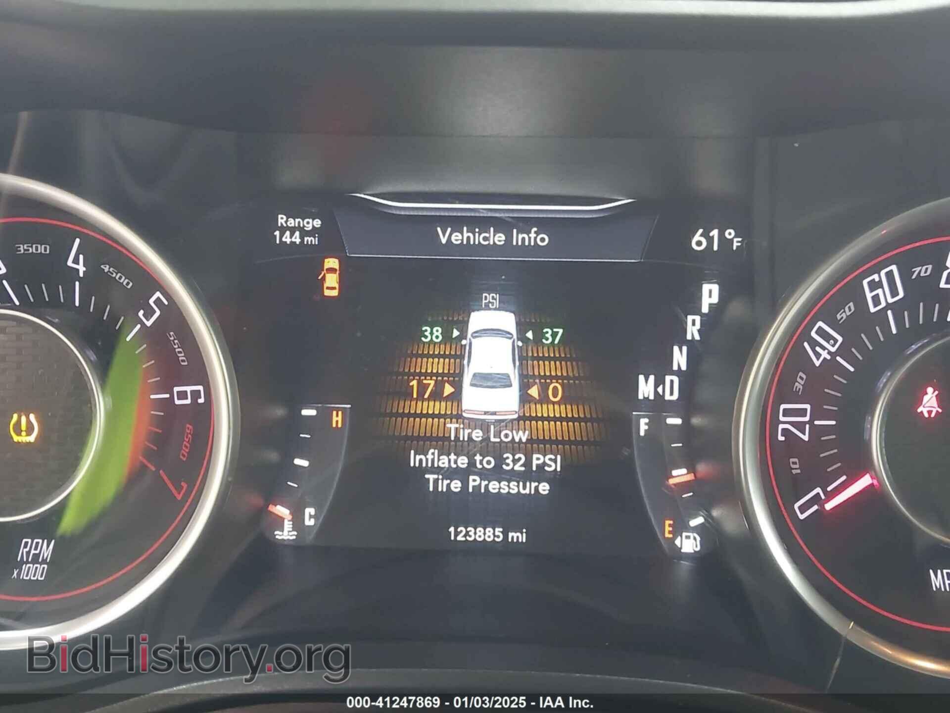 2015 DODGE CHALLENGER - VIN: 2C3CDZAG1FH788717 - Фото 7