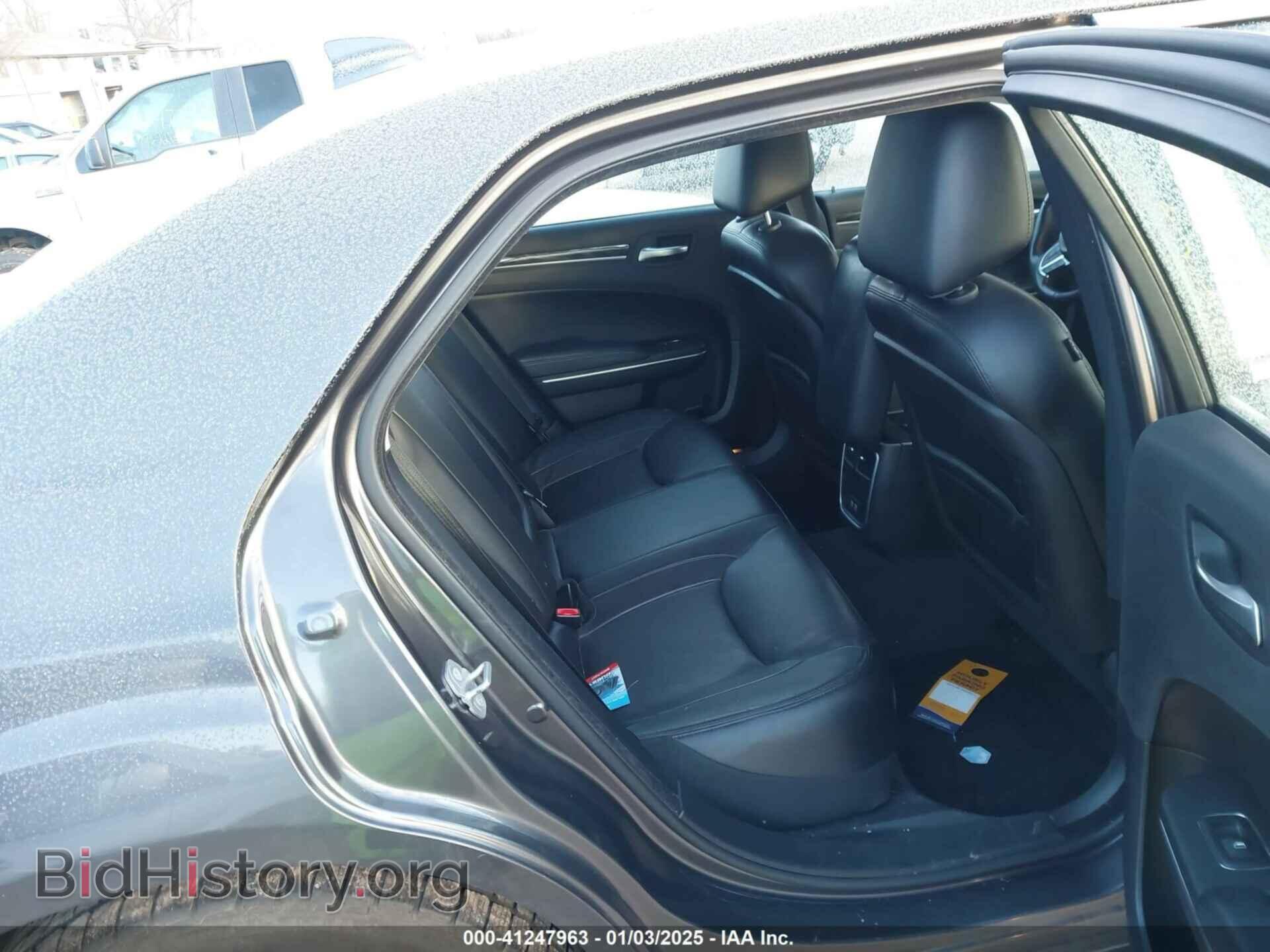 2015 CHRYSLER 300 - VIN: 2C3CCARGXFH803482 - Фото 8