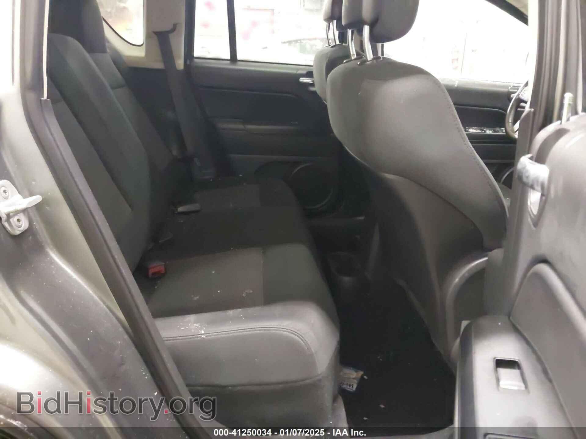 2012 JEEP COMPASS - VIN: 1C4NJDEB8CD655864 - Photo 8