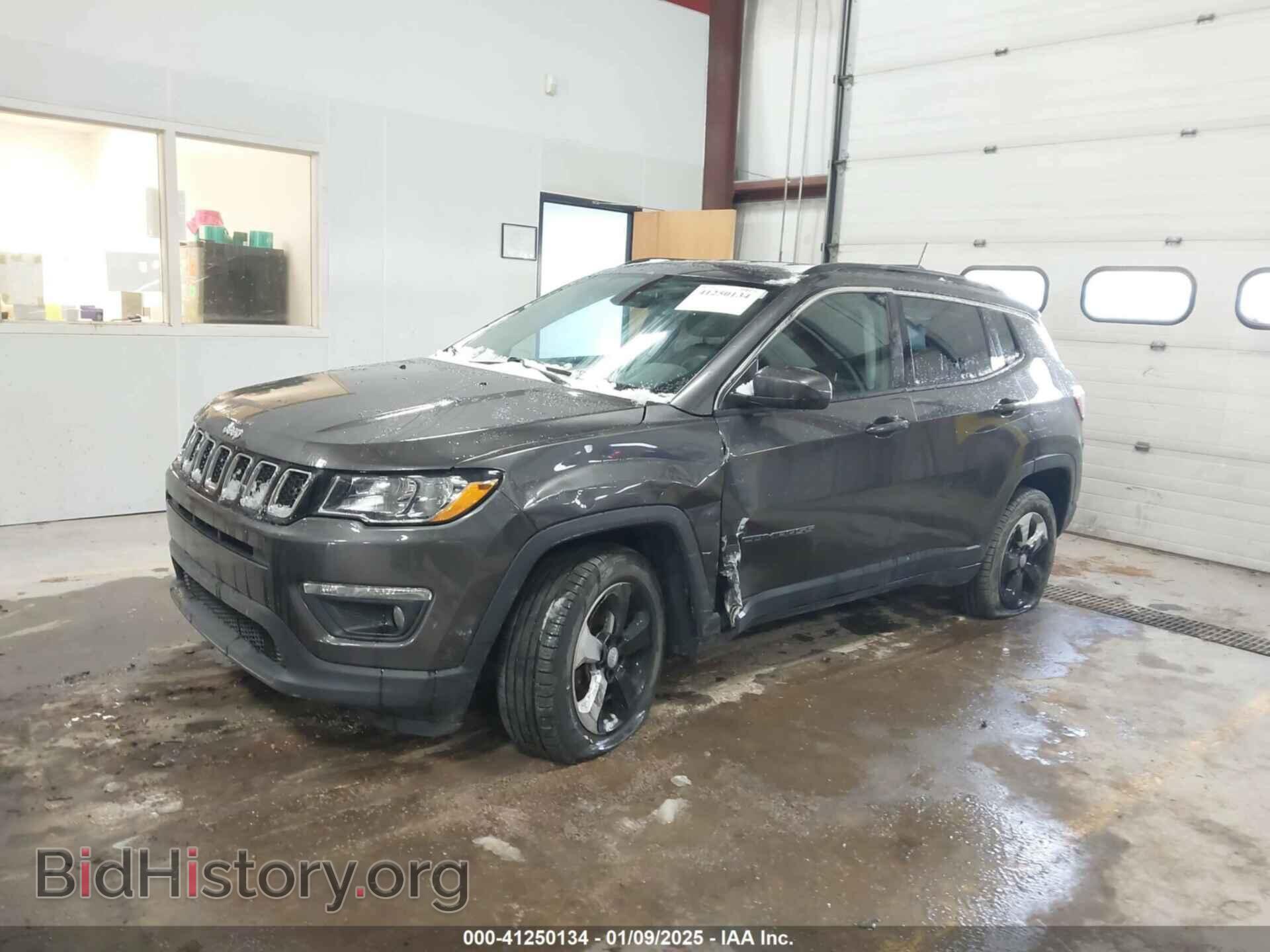 2018 JEEP COMPASS - VIN: 3C4NJDBB9JT291126 - Фото 2