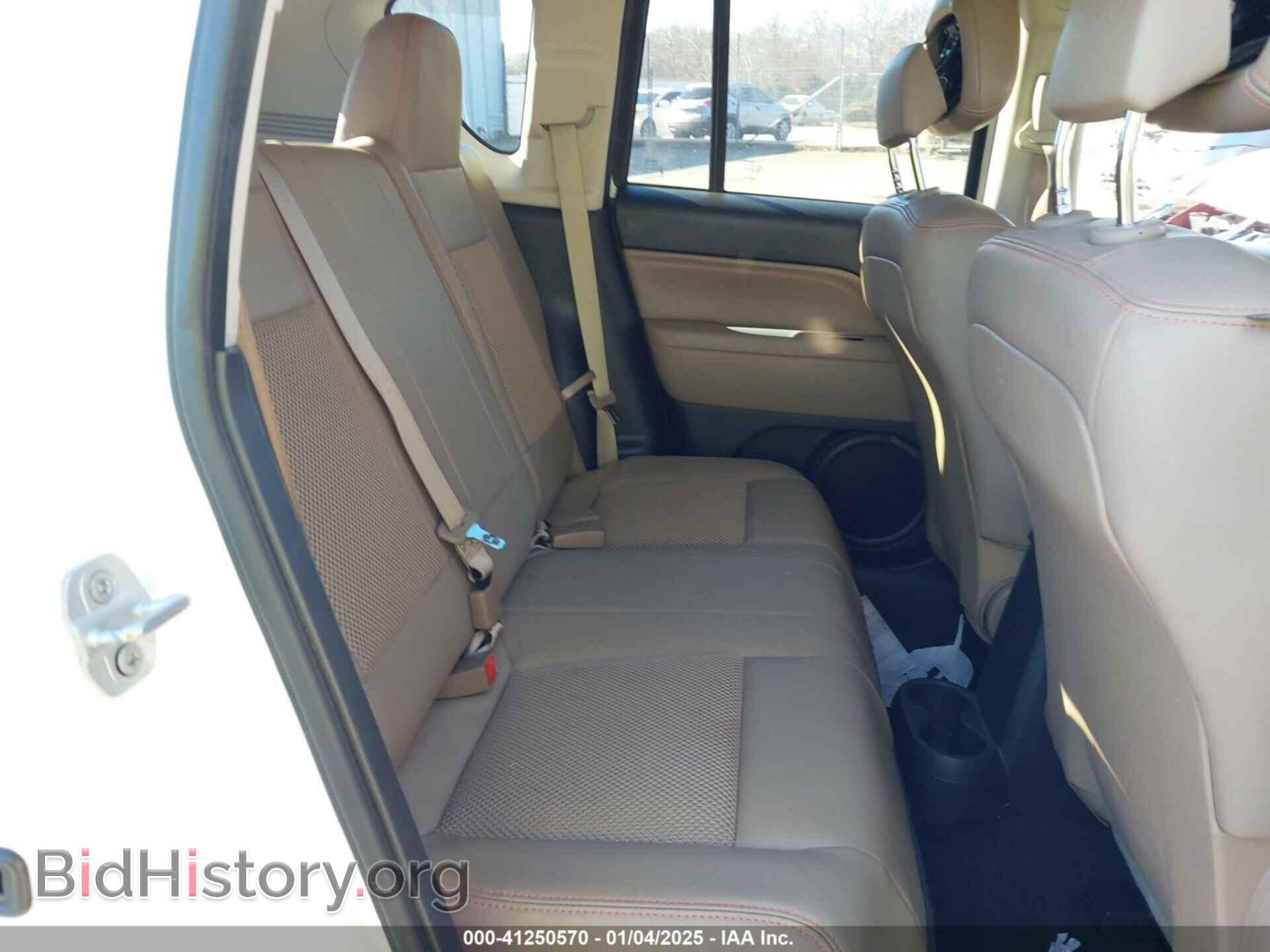 2014 JEEP COMPASS - VIN: 1C4NJCEB6ED628319 - Фото 8