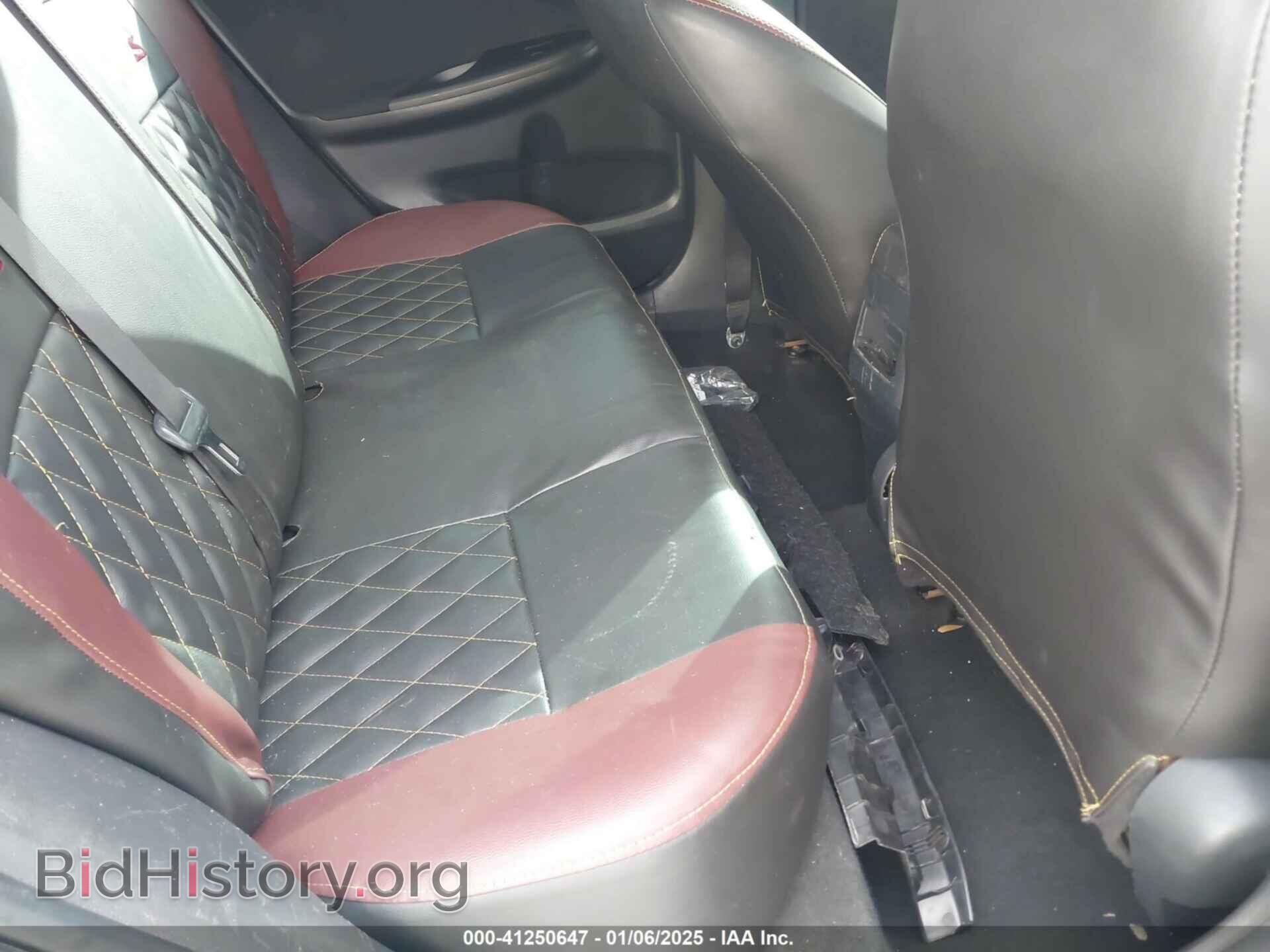 2011 TOYOTA COROLLA - VIN: 2T1BU4EE0BC671623 - Фото 8