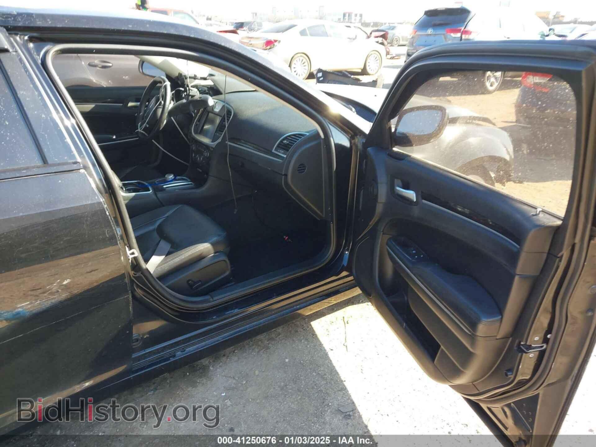 2015 CHRYSLER 300 - VIN: 2C3CCAAG7FH867782 - Фото 5