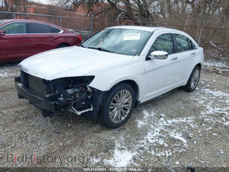 2012 Chrysler 200 (VIN 1C3CCBCG4CN308583) — фото 2 из 19