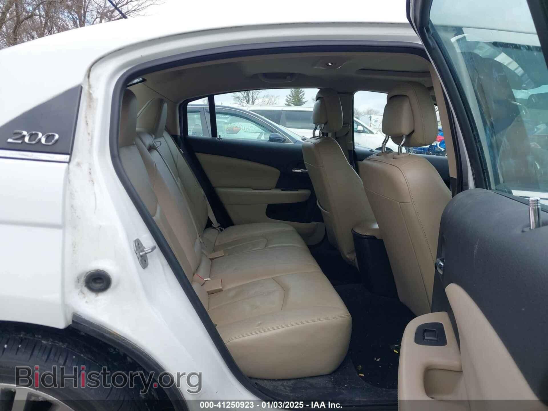 2012 CHRYSLER 200 - VIN: 1C3CCBCG4CN308583 - Фото 8