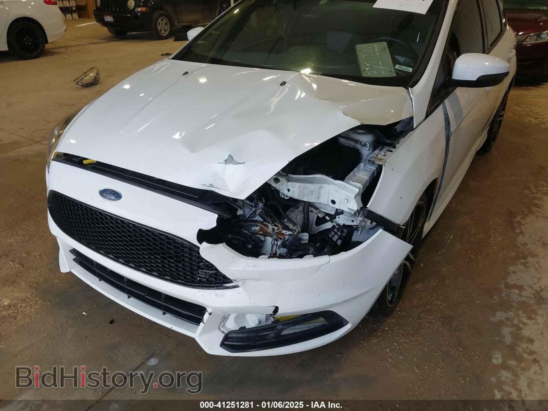 2017 FORD FOCUS ST - VIN: 1FADP3L95HL206679 - Photo 6