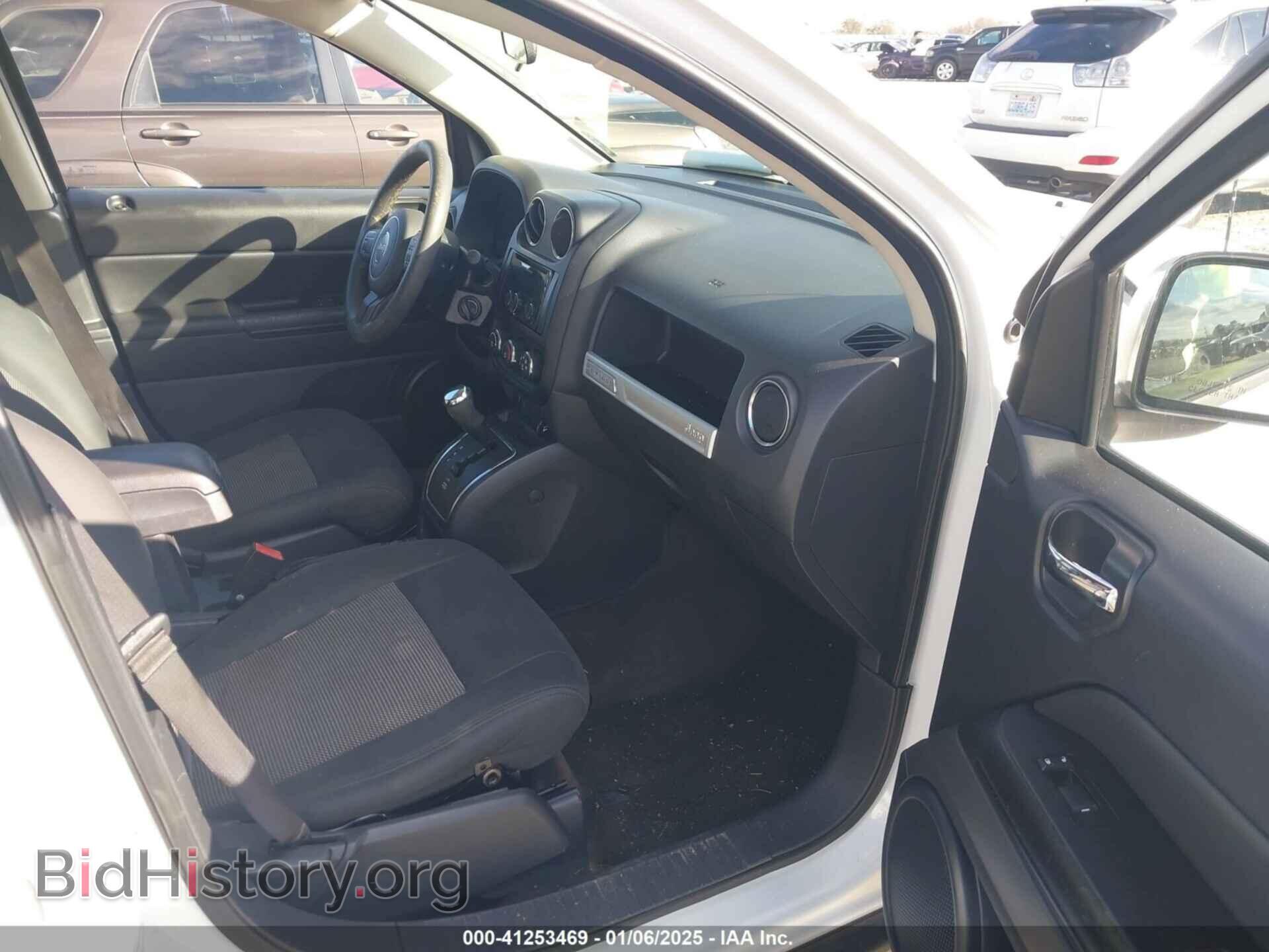 2014 JEEP COMPASS - VIN: 1C4NJCBA7ED743040 - Фото 5
