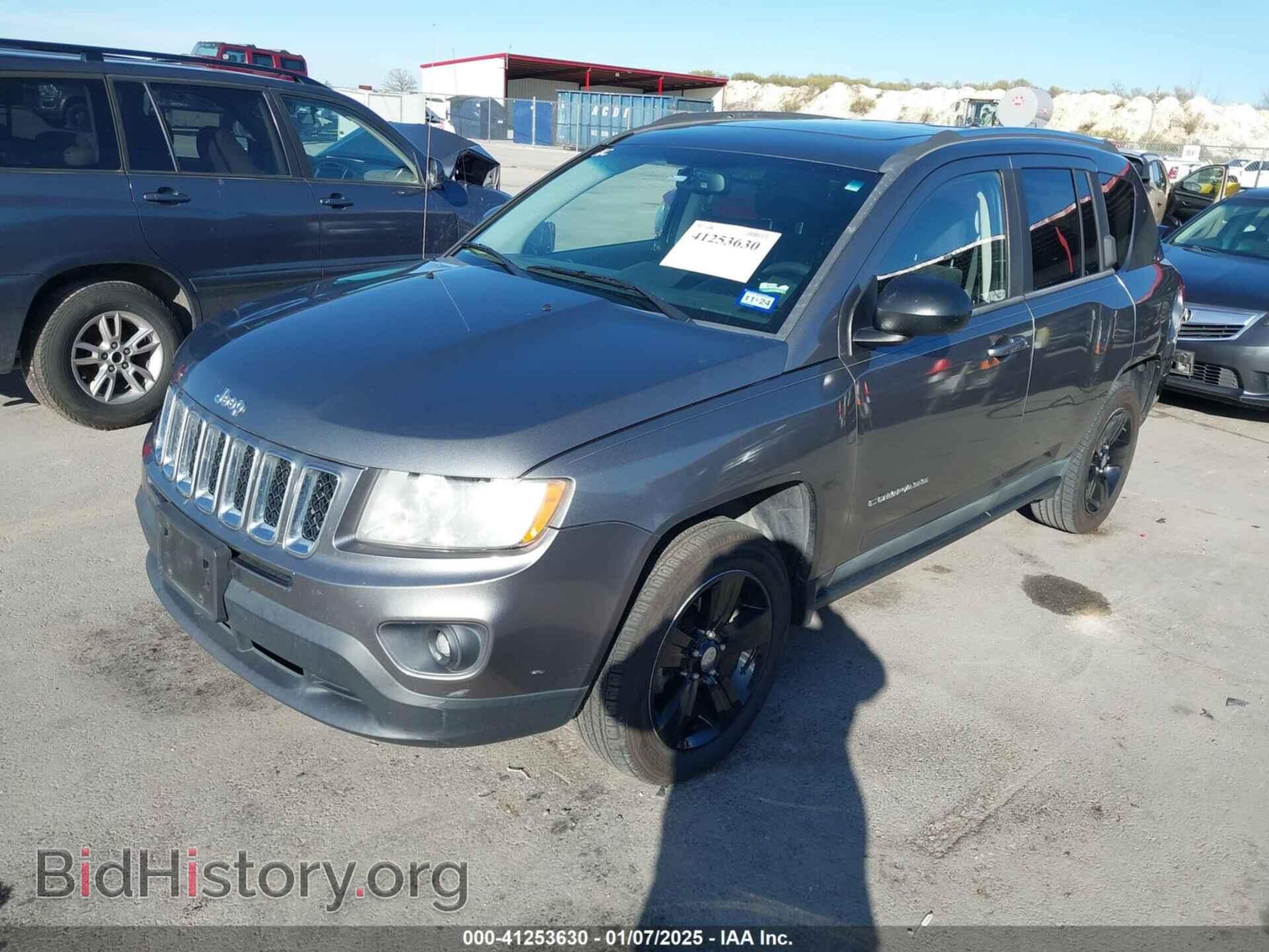 2011 JEEP COMPASS - VIN: 1J4NT1FA0BD246586 - Photo 2