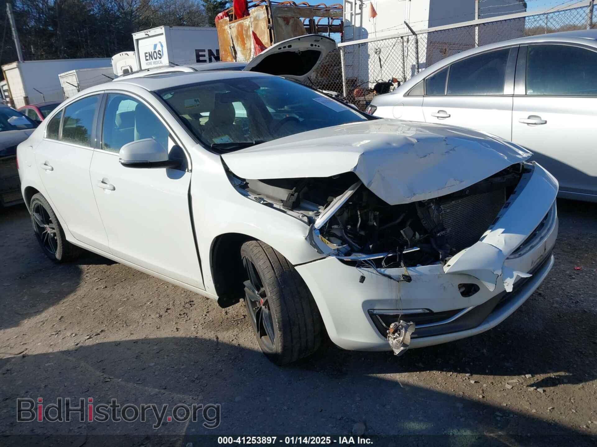 Фотография YV1612FS8E2271647 - VOLVO S60 2014
