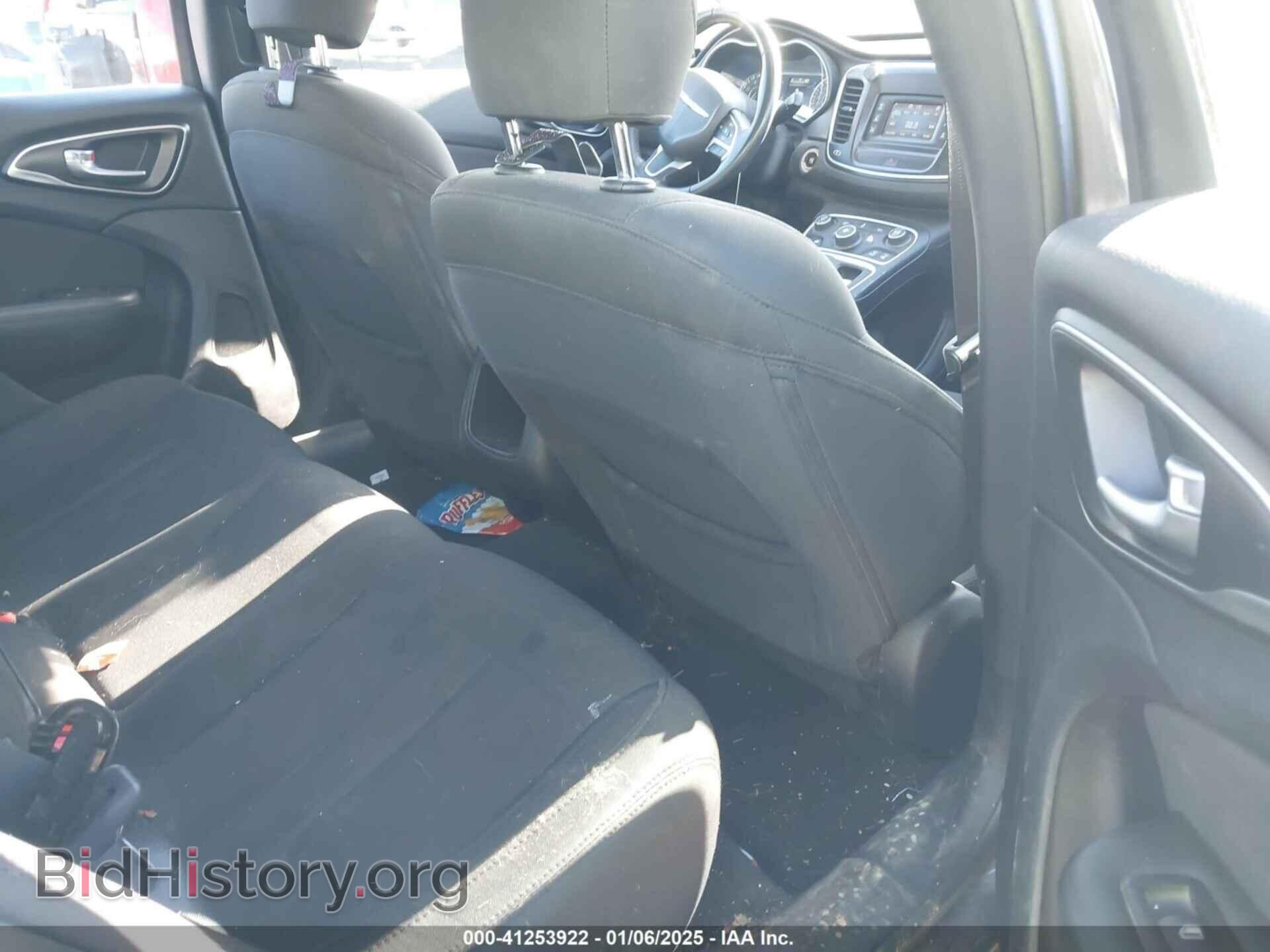2016 CHRYSLER 200 - VIN: 1C3CCCAB6GN110803 - Фото 8