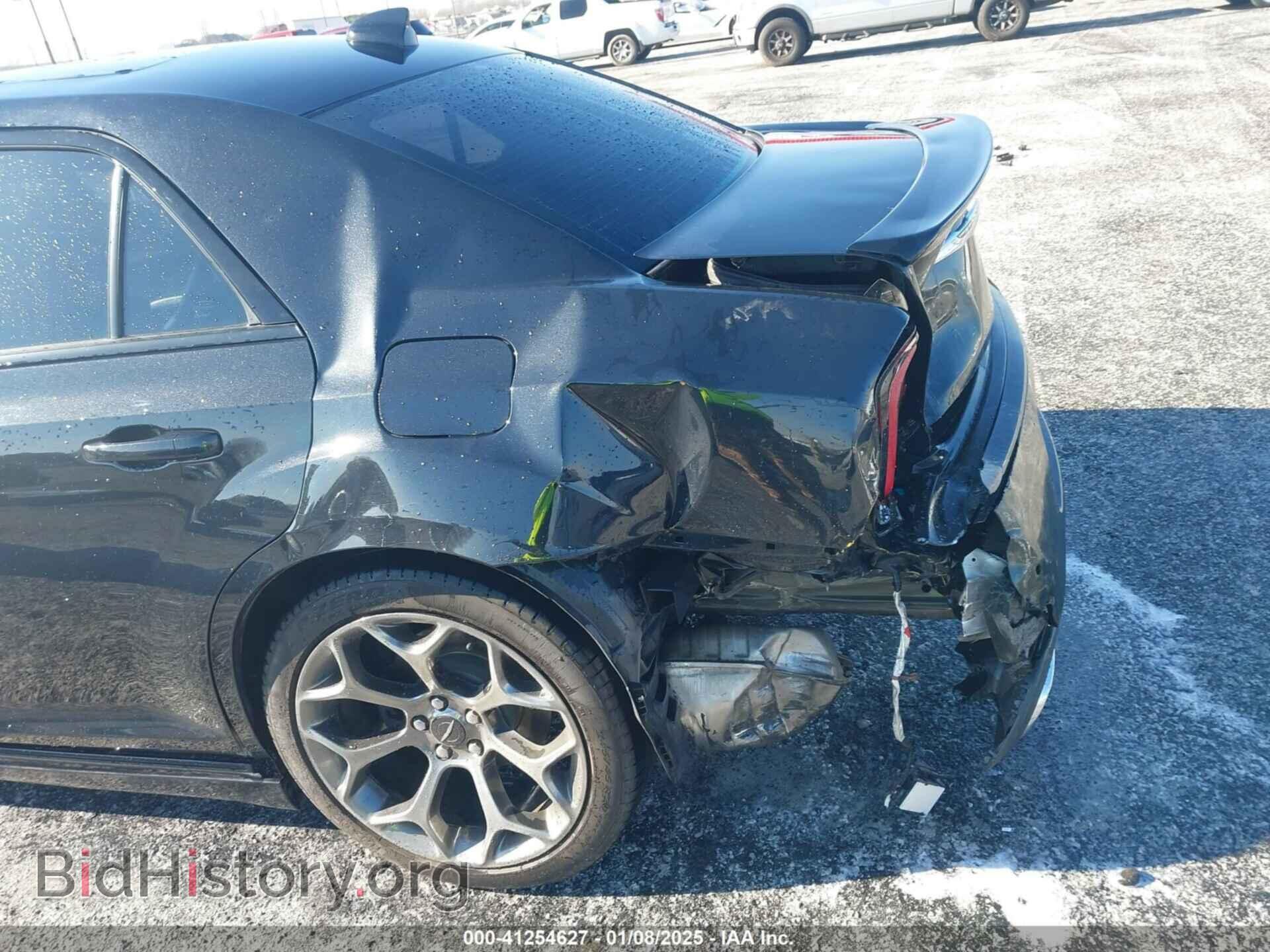 2015 CHRYSLER 300 - VIN: 2C3CCABG4FH830672 - Фото 17
