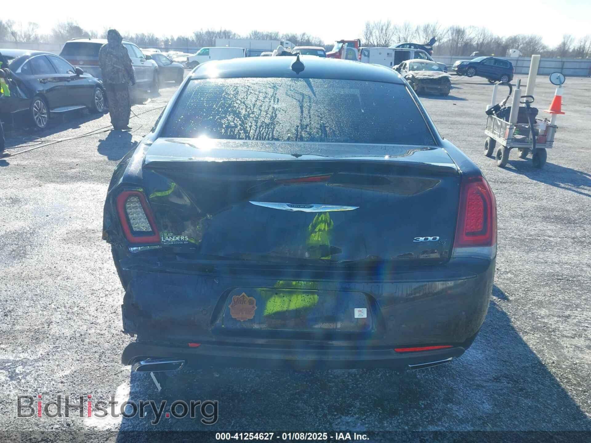 2015 CHRYSLER 300 - VIN: 2C3CCABG4FH830672 - Фото 6
