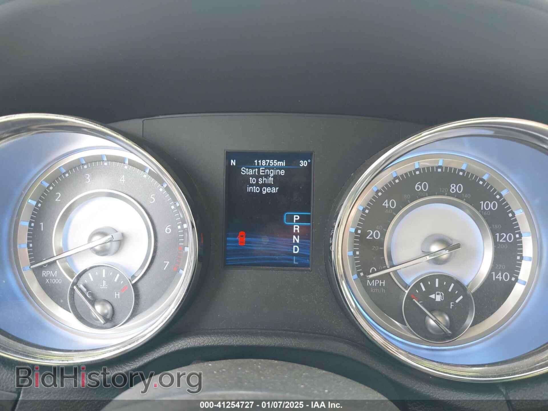 2014 CHRYSLER 300 - VIN: 2C3CCAAG0EH321081 - Фото 7