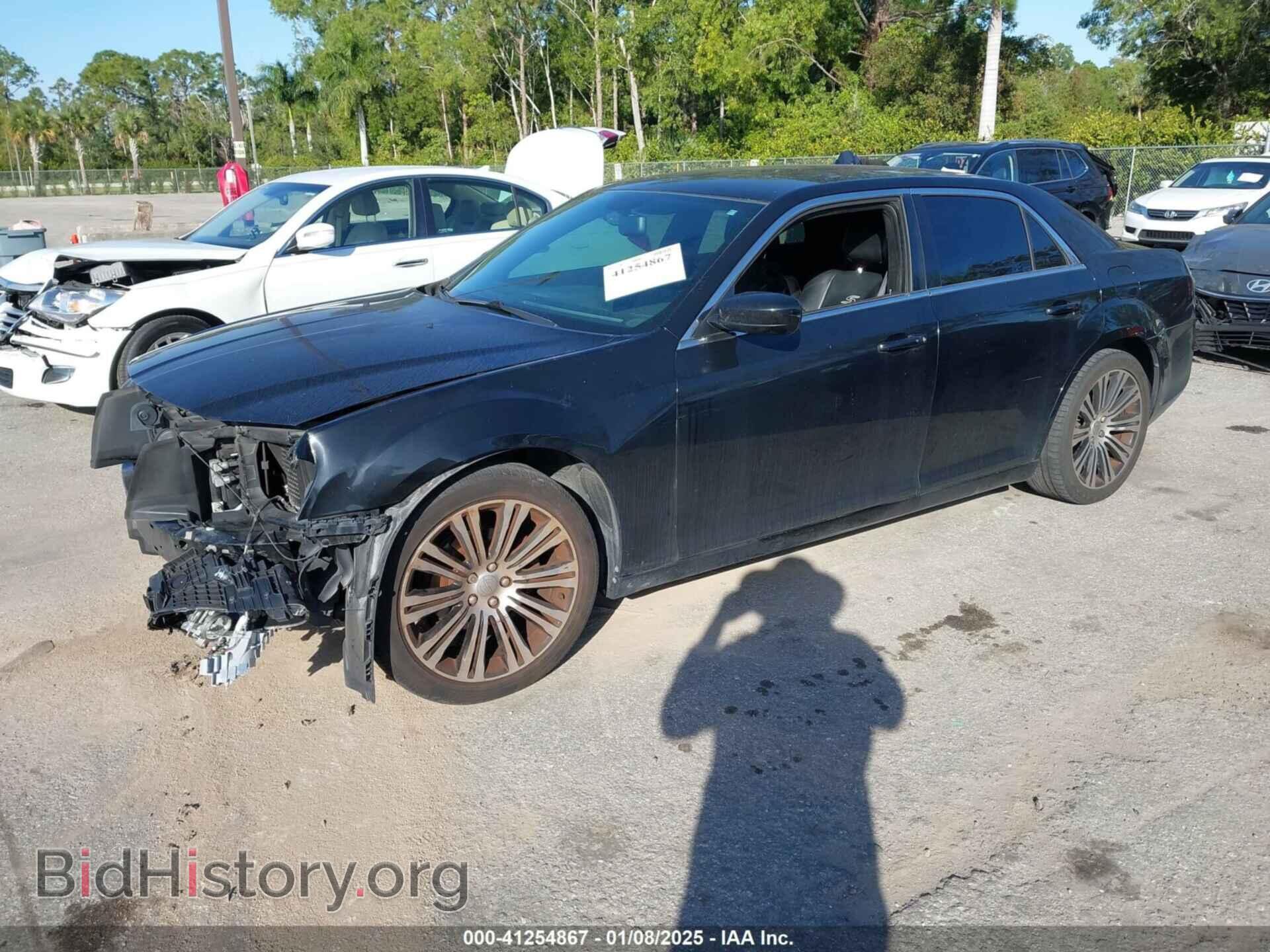 2014 CHRYSLER 300 - VIN: 2C3CCABG5EH145305 - Фото 2