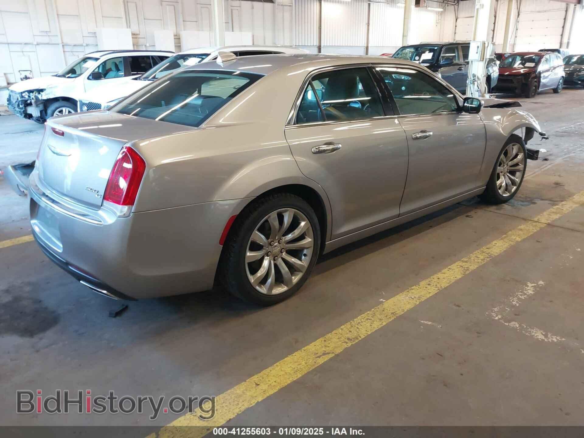 2017 CHRYSLER 300C - VIN: 2C3CCAEG2HH632591 - Photo 4