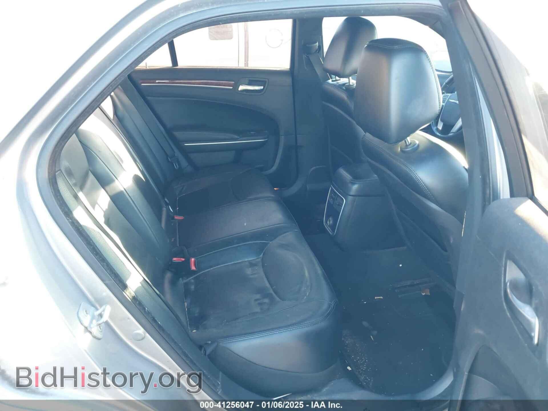 2013 CHRYSLER 300 - VIN: 2C3CCAAG2DH703336 - Фото 8