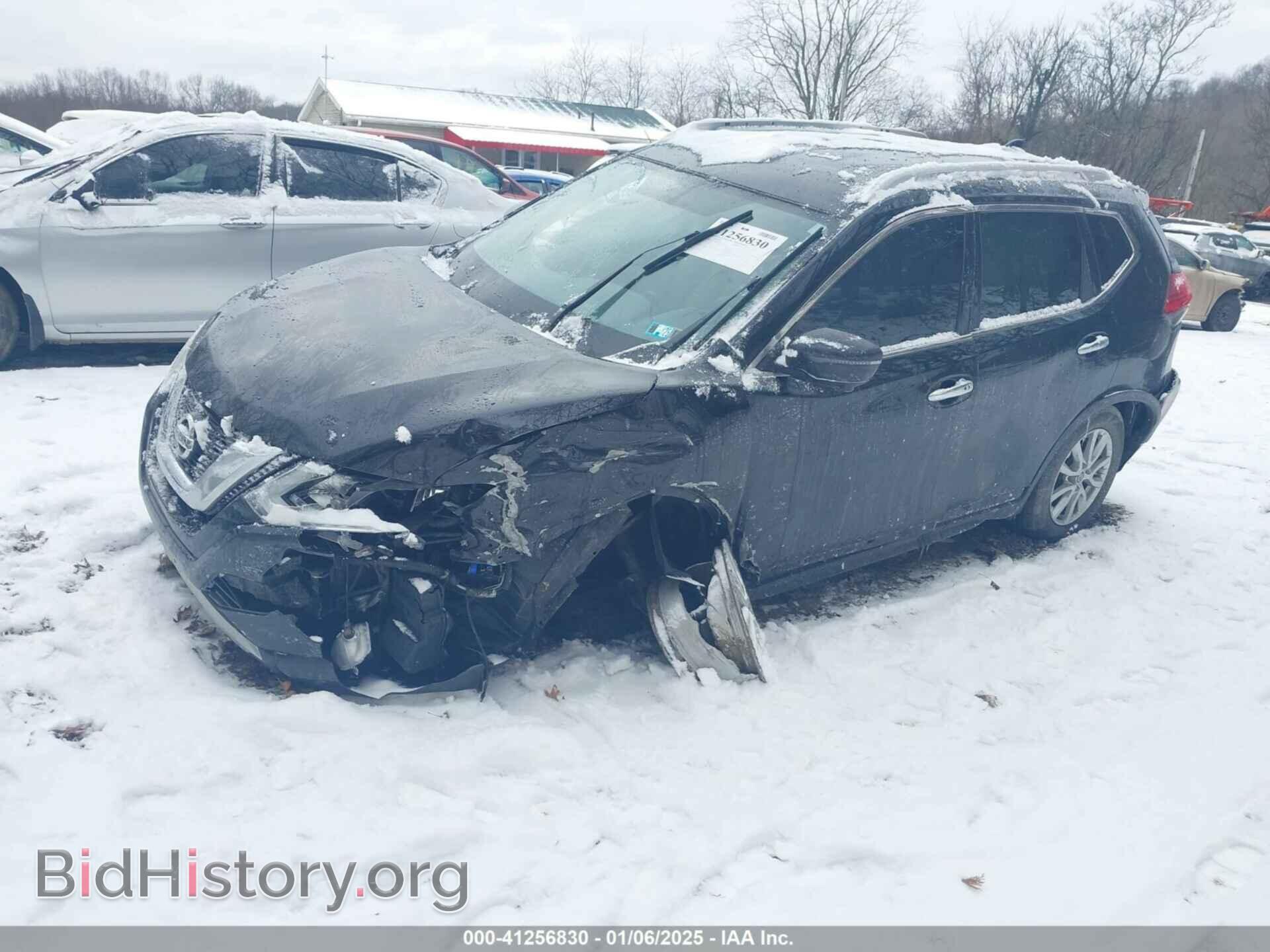 2017 NISSAN ROGUE - VIN: KNMAT2MV2HP504002 - Photo 2