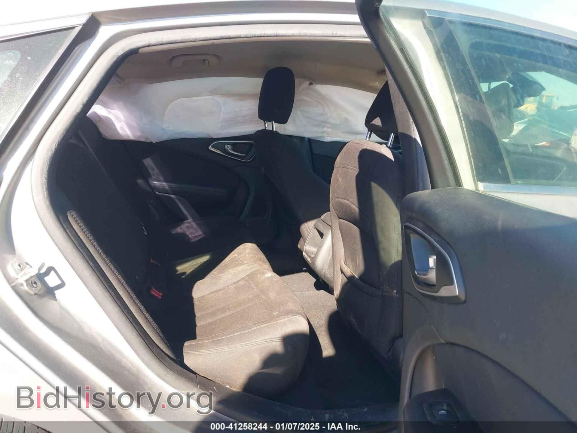 2015 CHRYSLER 200 - VIN: 1C3CCCAB0FN629229 - Фото 8