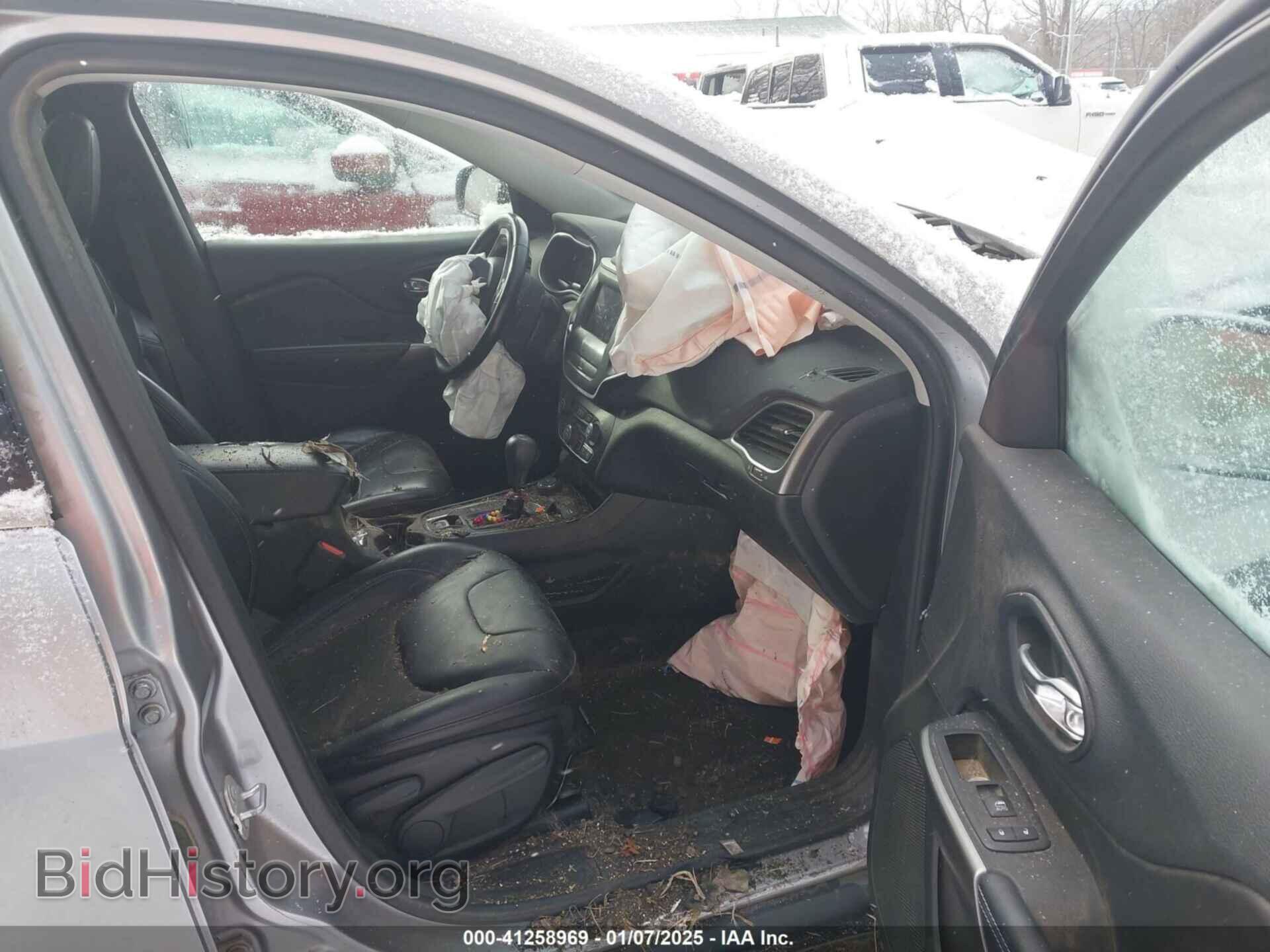2019 JEEP CHEROKEE - VIN: 1C4PJMLB3KD173054 - Фото 5