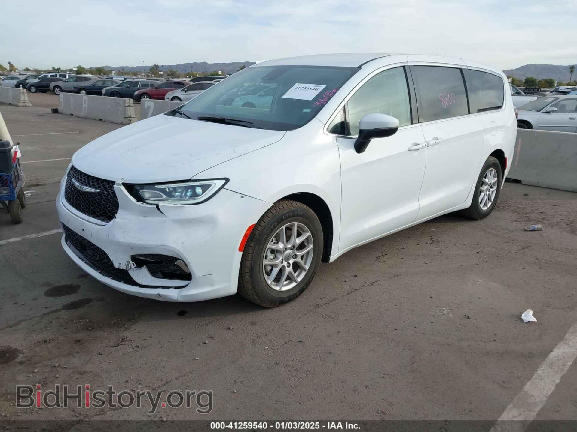2023 CHRYSLER PACIFICA - VIN: 2C4RC1BG6PR607695 - Фото 2