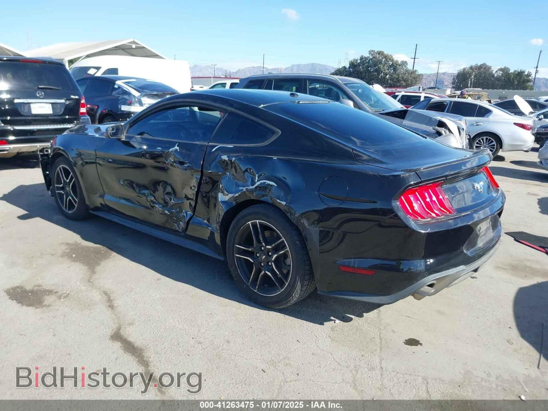 2018 FORD MUSTANG - VIN: 1FA6P8TH4J5156784 - Фото 3
