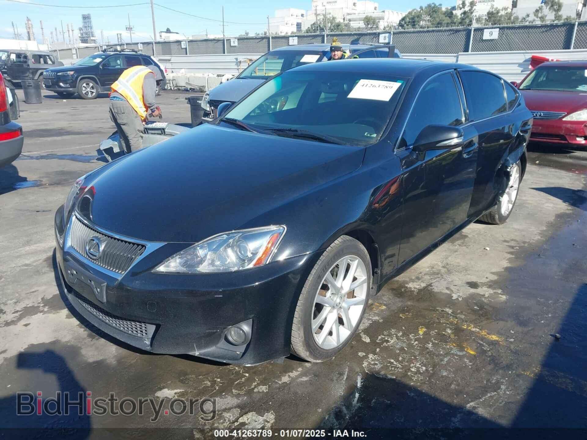 2011 LEXUS IS 250 - VIN: JTHBF5C26B5153567 - Фото 2