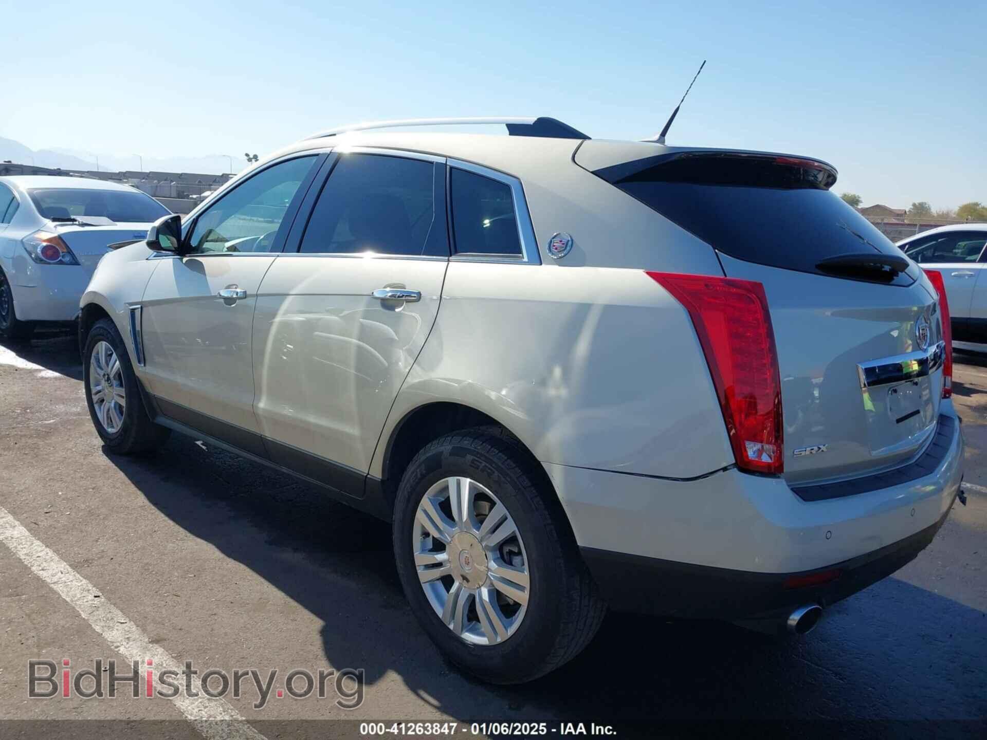 2014 CADILLAC SRX - VIN: 3GYFNCE3XES586541 - Photo 3