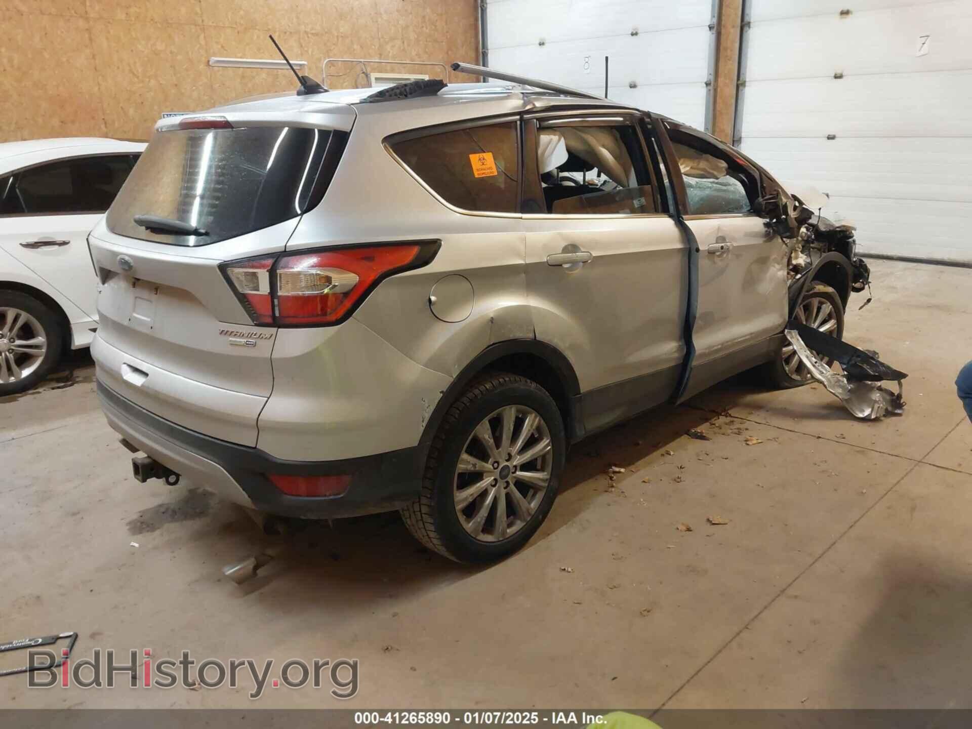 2018 FORD ESCAPE - VIN: 1FMCU9J96JUB77385 - Фото 4