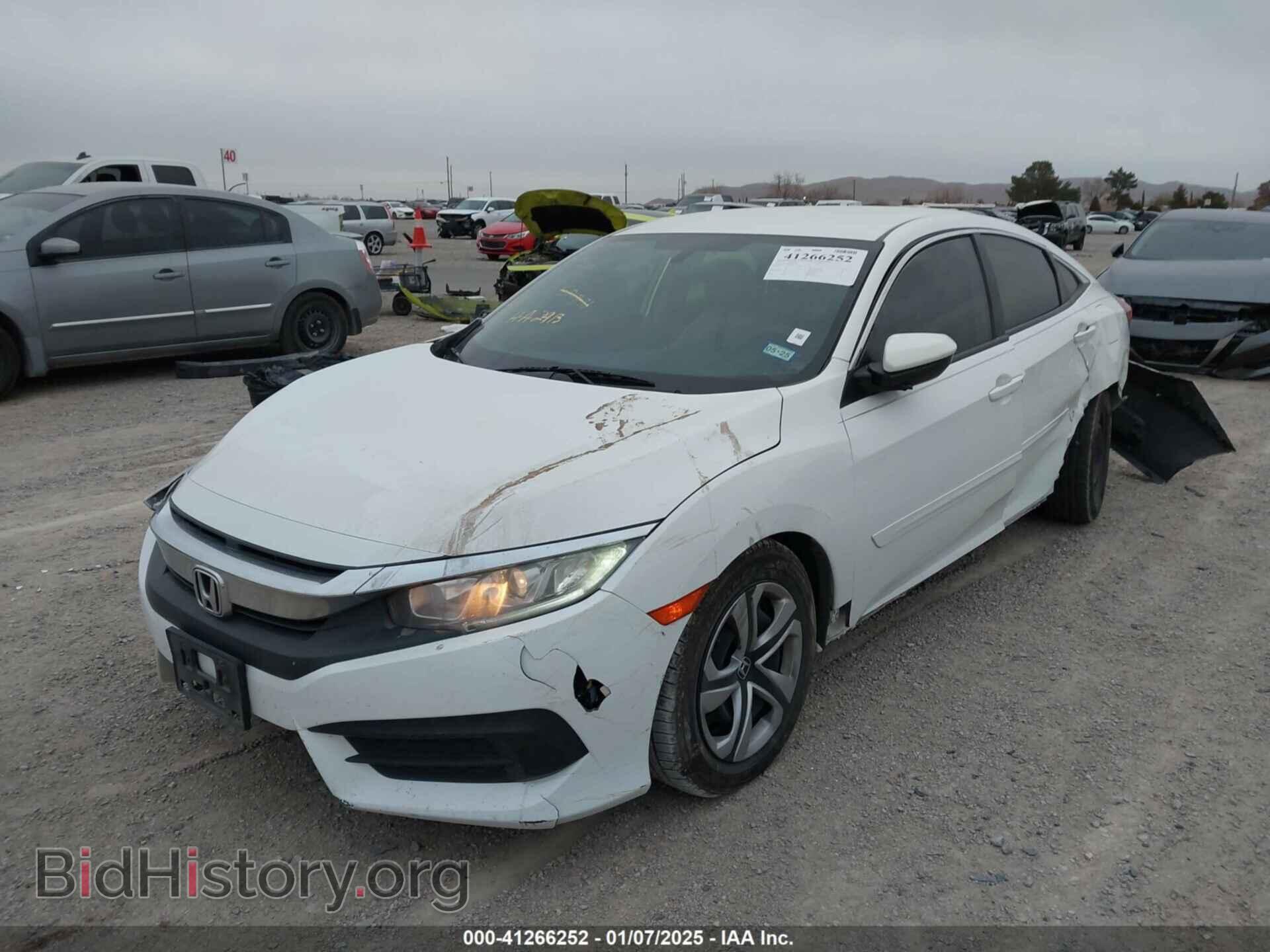 2017 HONDA CIVIC - VIN: 19XFC2F50HE013379 - Фото 2