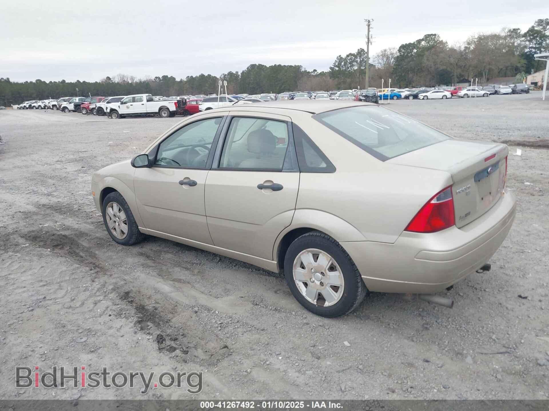 2007 FORD FOCUS - VIN: 1FAFP34N27W186036 - Фото 3