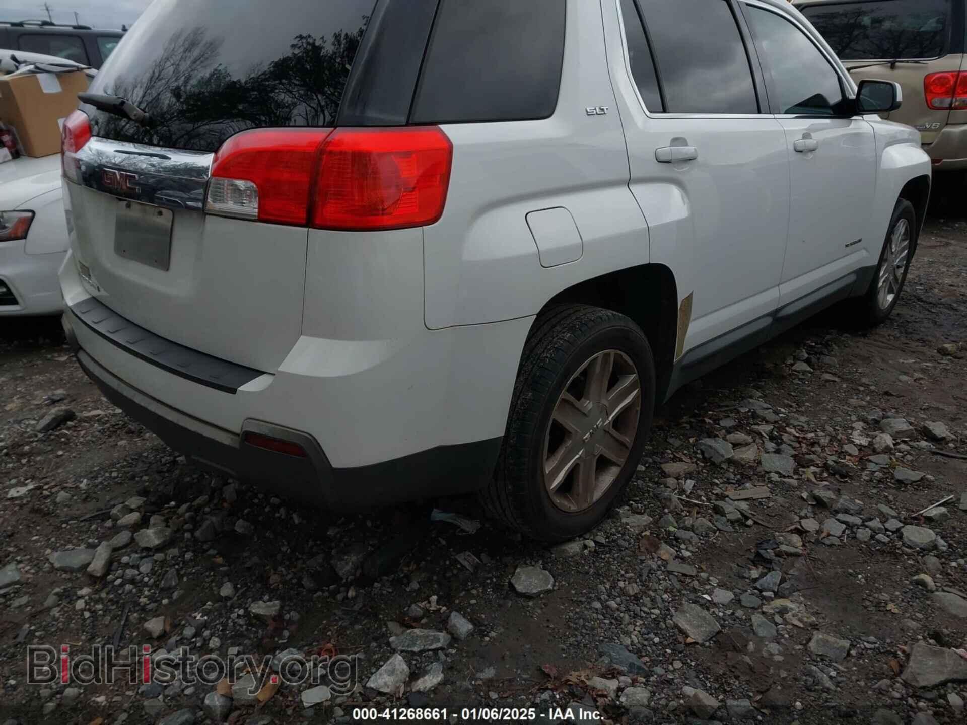 2011 GMC TERRAIN - VIN: 2CTALUEC4B6249728 - Photo 4