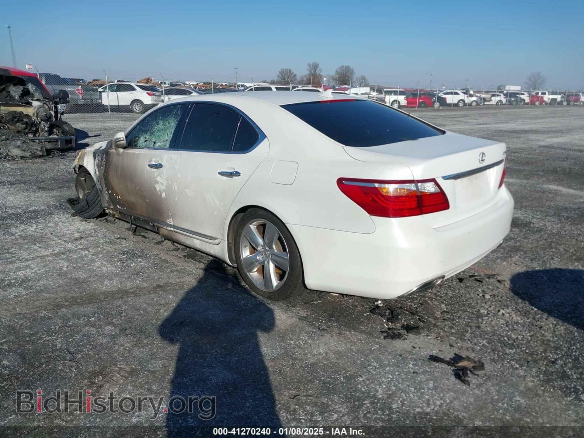 2011 LEXUS LS 460 - VIN: JTHBL5EF9B5107062 - Photo 3