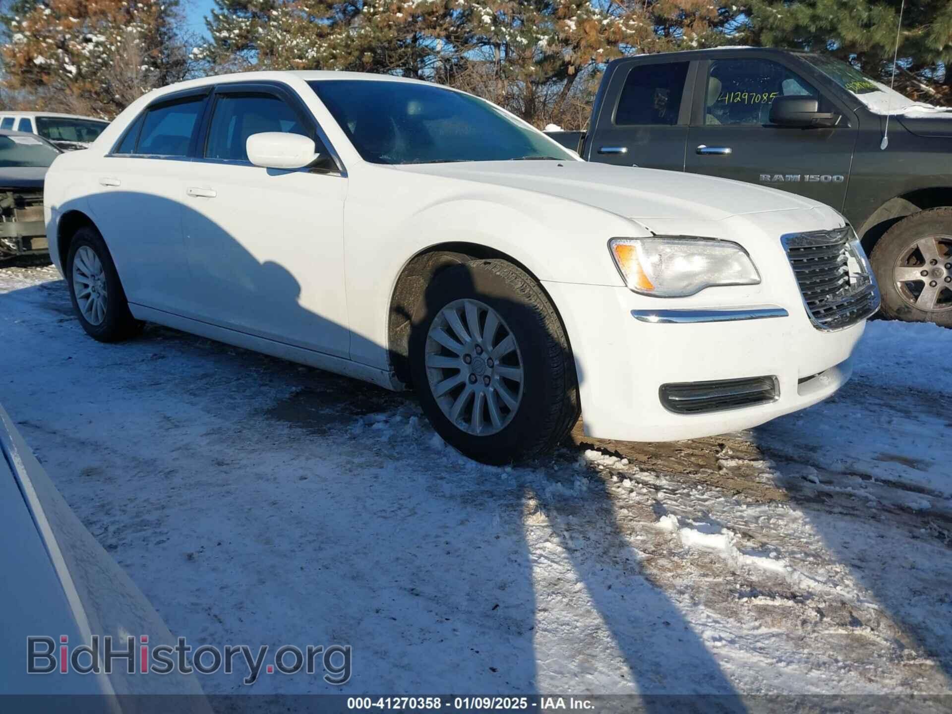 Фотография 2C3CCAAG6CH116829 - CHRYSLER 300 2012