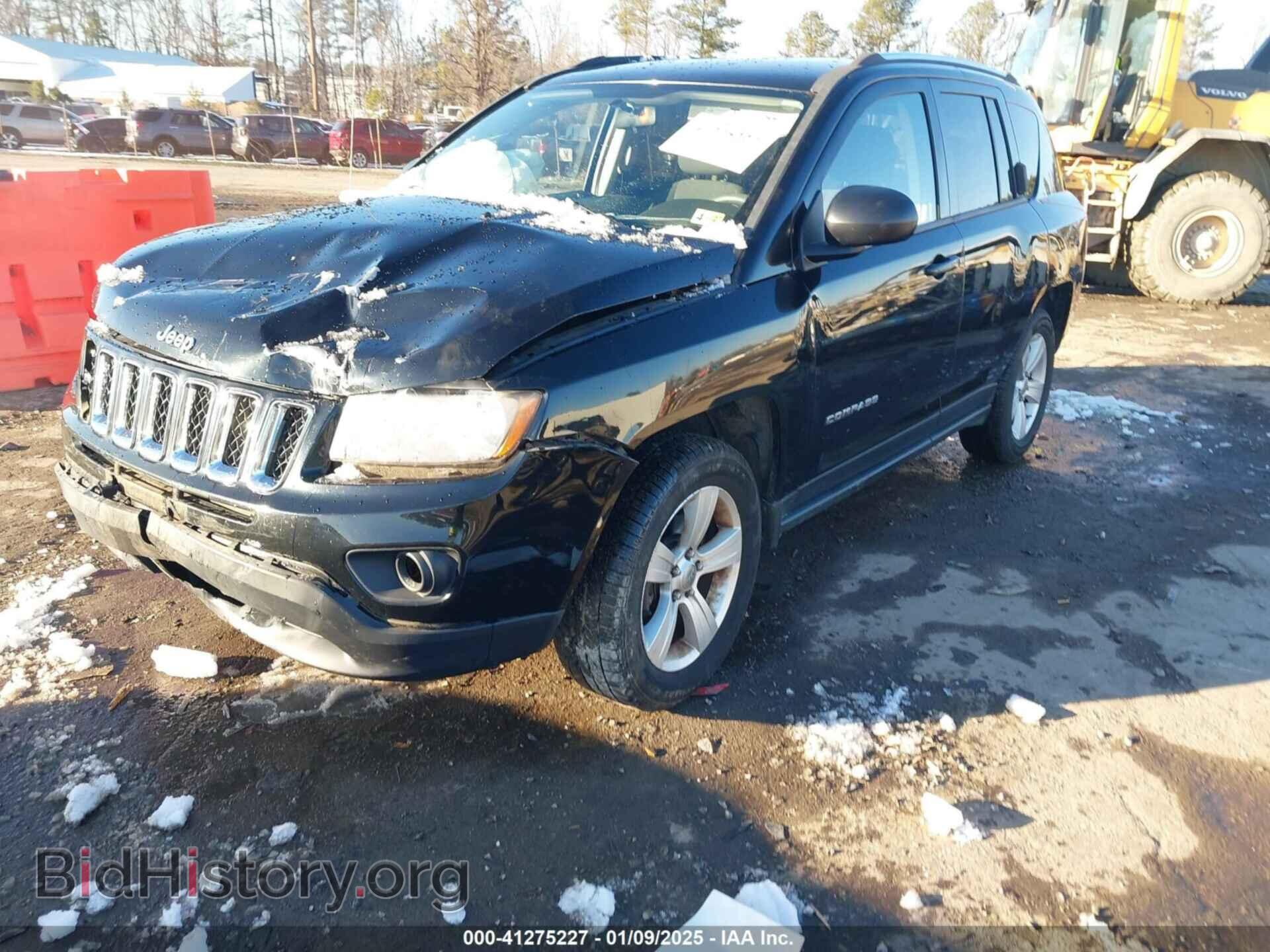 2014 JEEP COMPASS - VIN: 1C4NJDBB6ED568021 - Photo 2