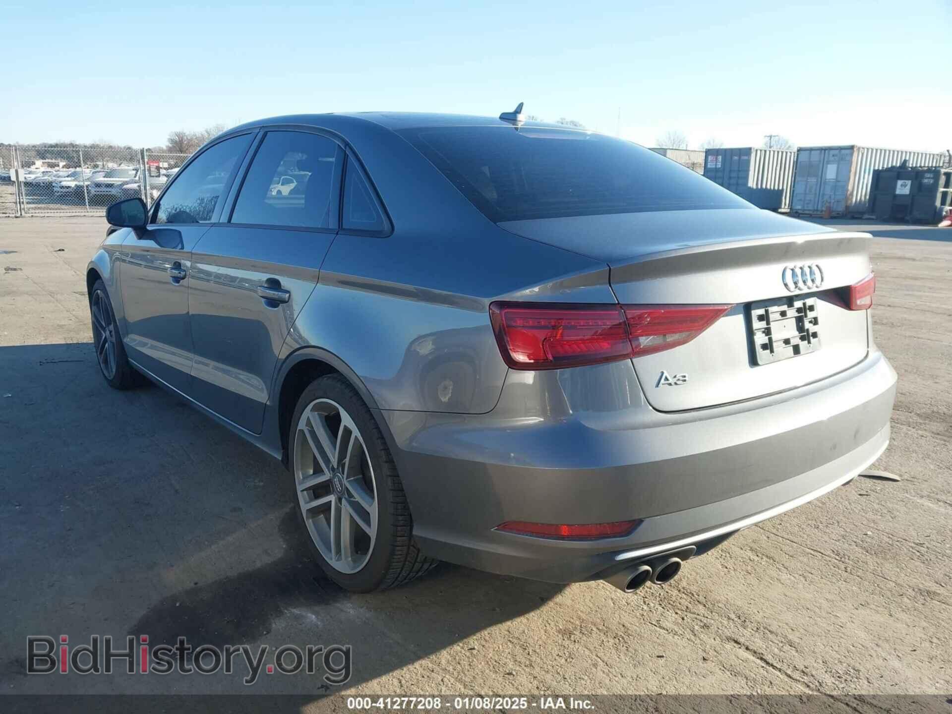 2017 AUDI A3 - VIN: WAUAUGFF8H1044974 - Фото 3