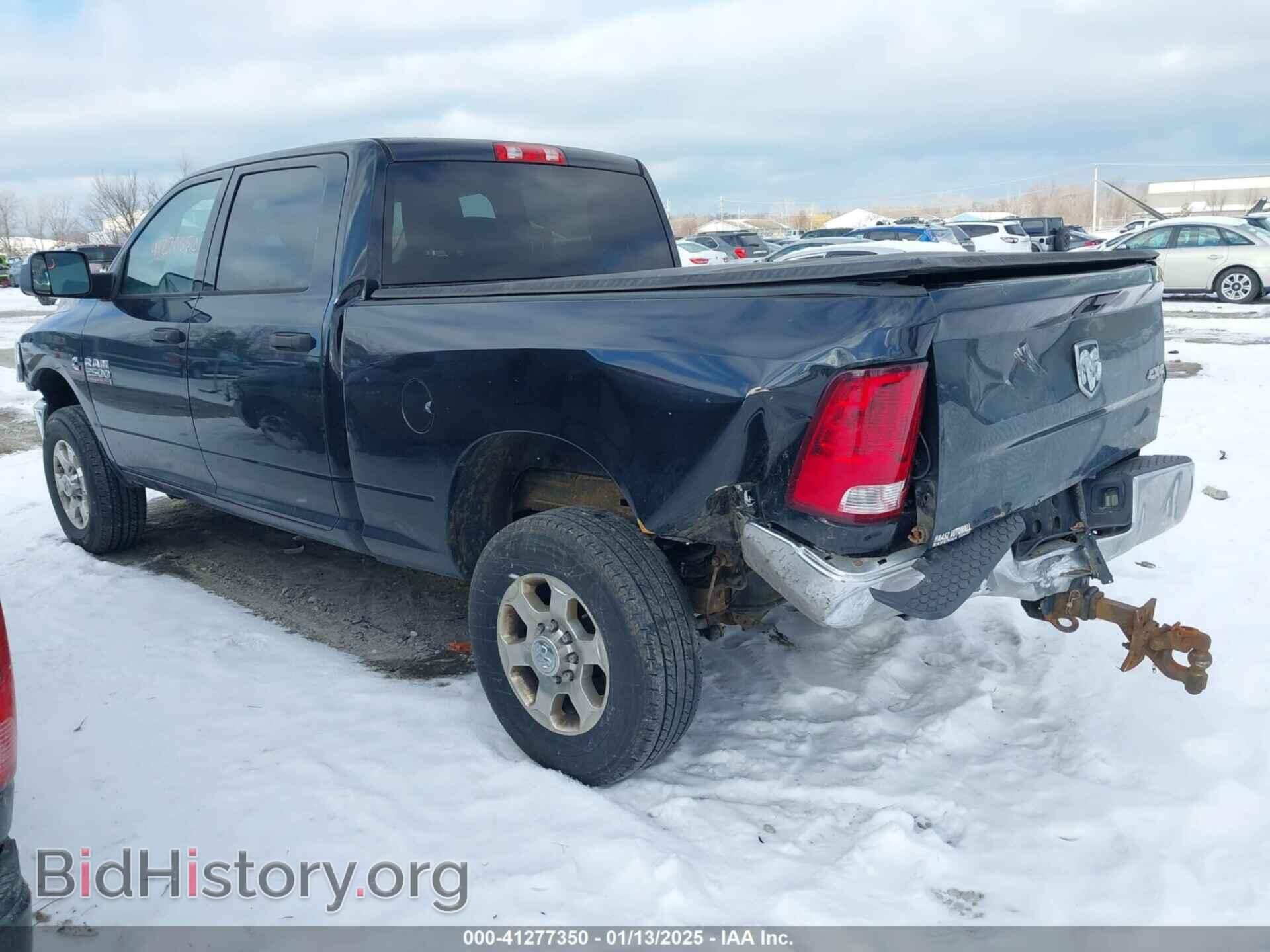 2015 RAM 2500 - VIN: 3C6UR5CL7FG581552 - Фото 3