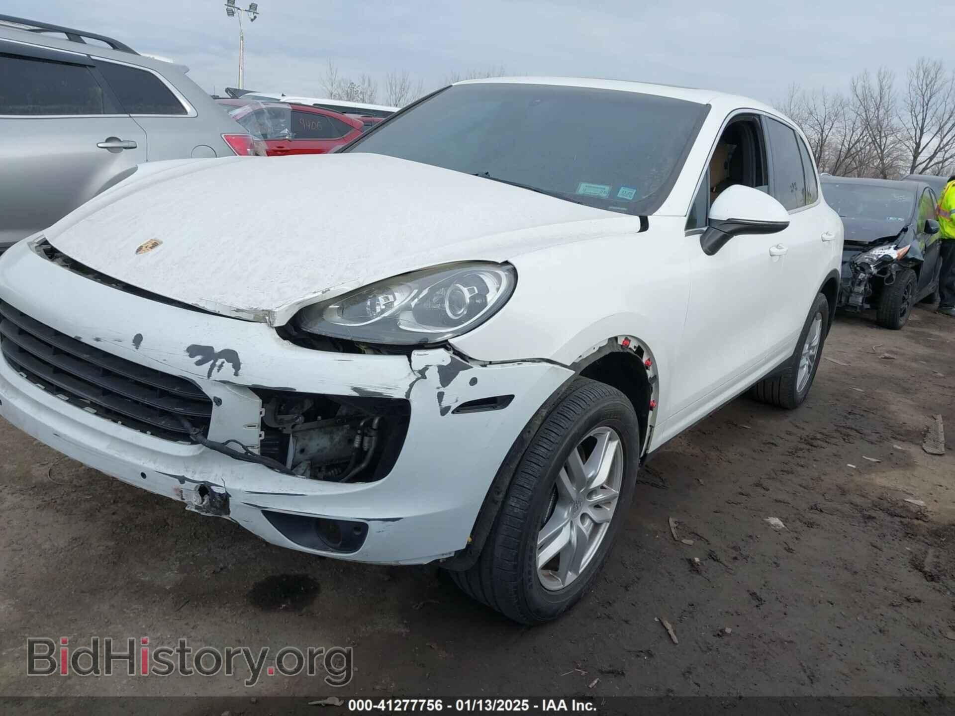 2016 PORSCHE CAYENNE - VIN: WP1AA2A20GLA09317 - Фото 2