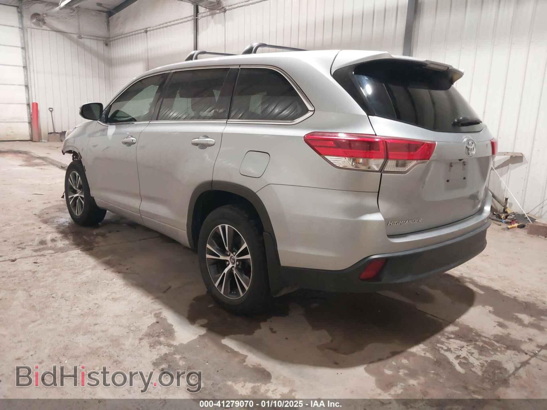 2018 TOYOTA HIGHLANDER - VIN: 5TDBZRFH8JS486765 - Фото 3