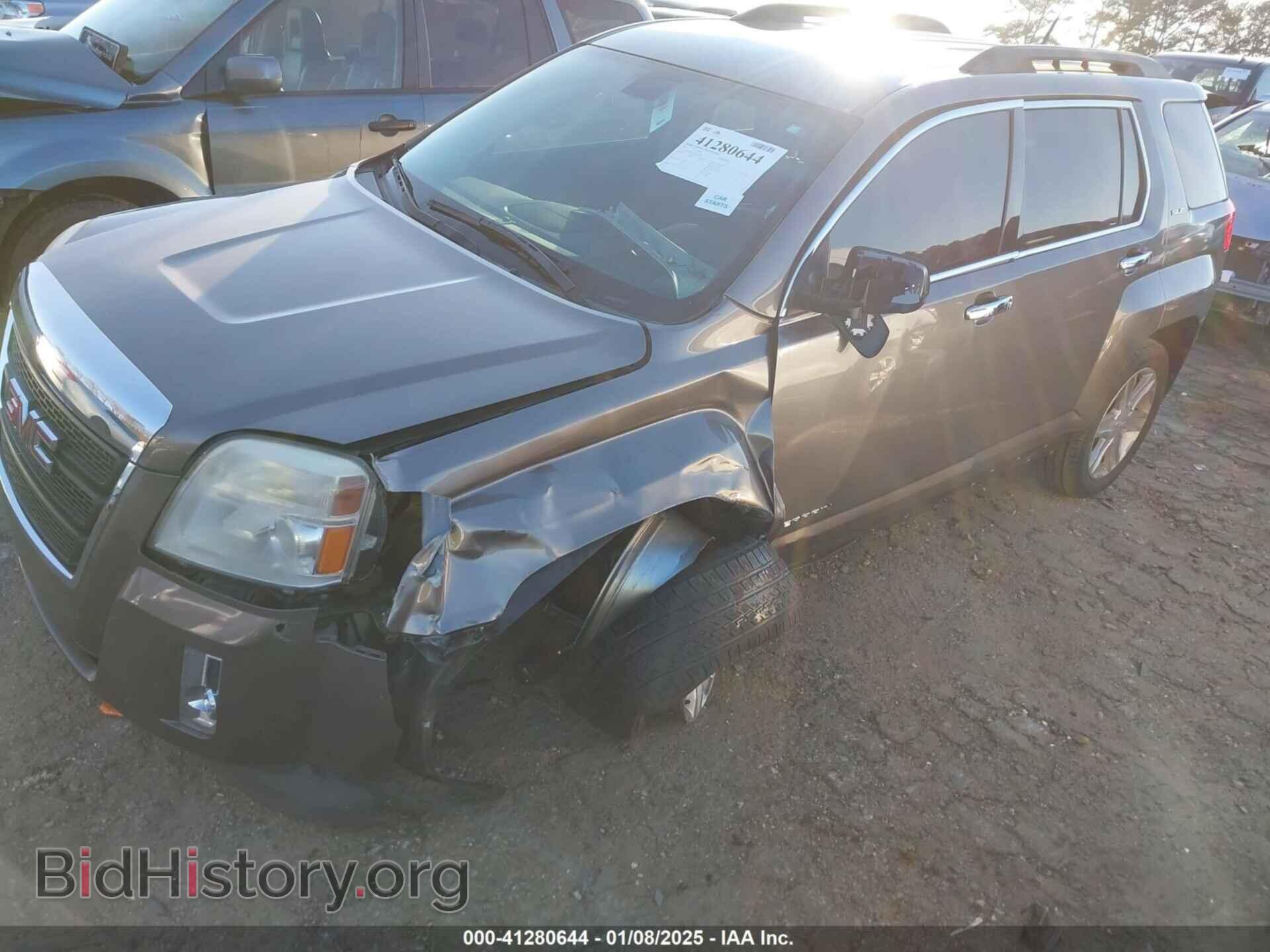 2011 GMC TERRAIN - VIN: 2CTALSEC4B6270535 - Photo 2