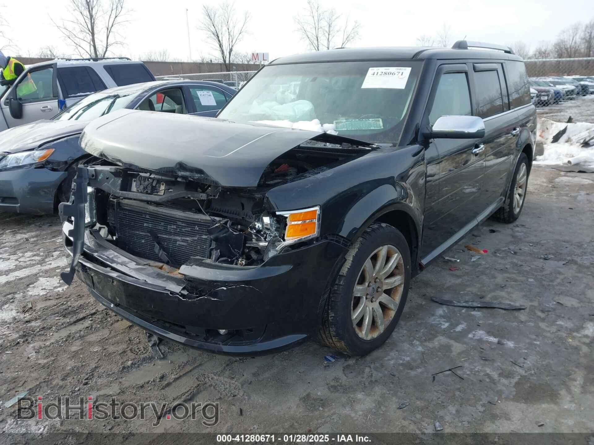 2011 FORD FLEX - VIN: 2FMGK5DC7BBD12579 - Photo 2