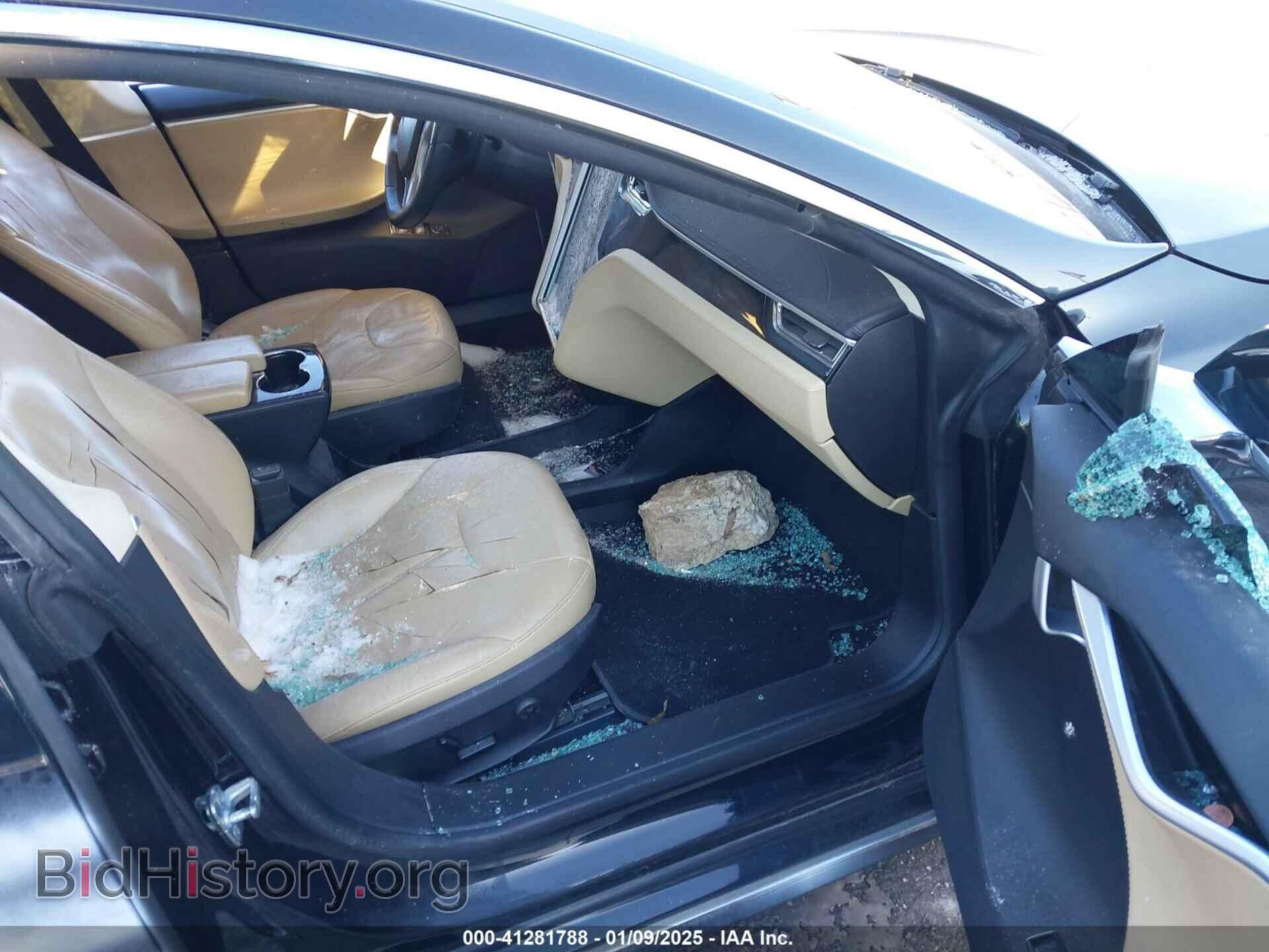 2013 TESLA MODEL S - VIN: 5YJSA1CNODFP07903 - Фото 5