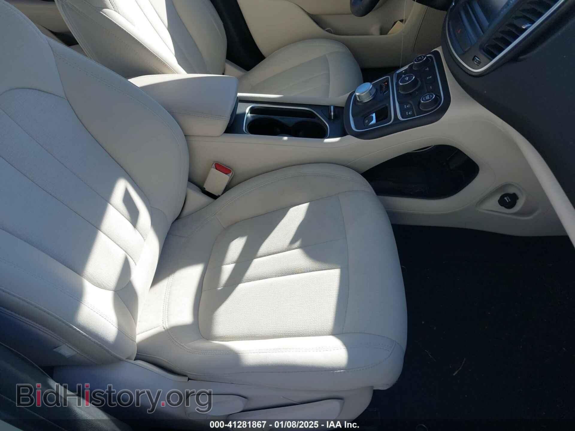 2016 CHRYSLER 200 - VIN: 1C3CCCAB3GN137909 - Фото 5