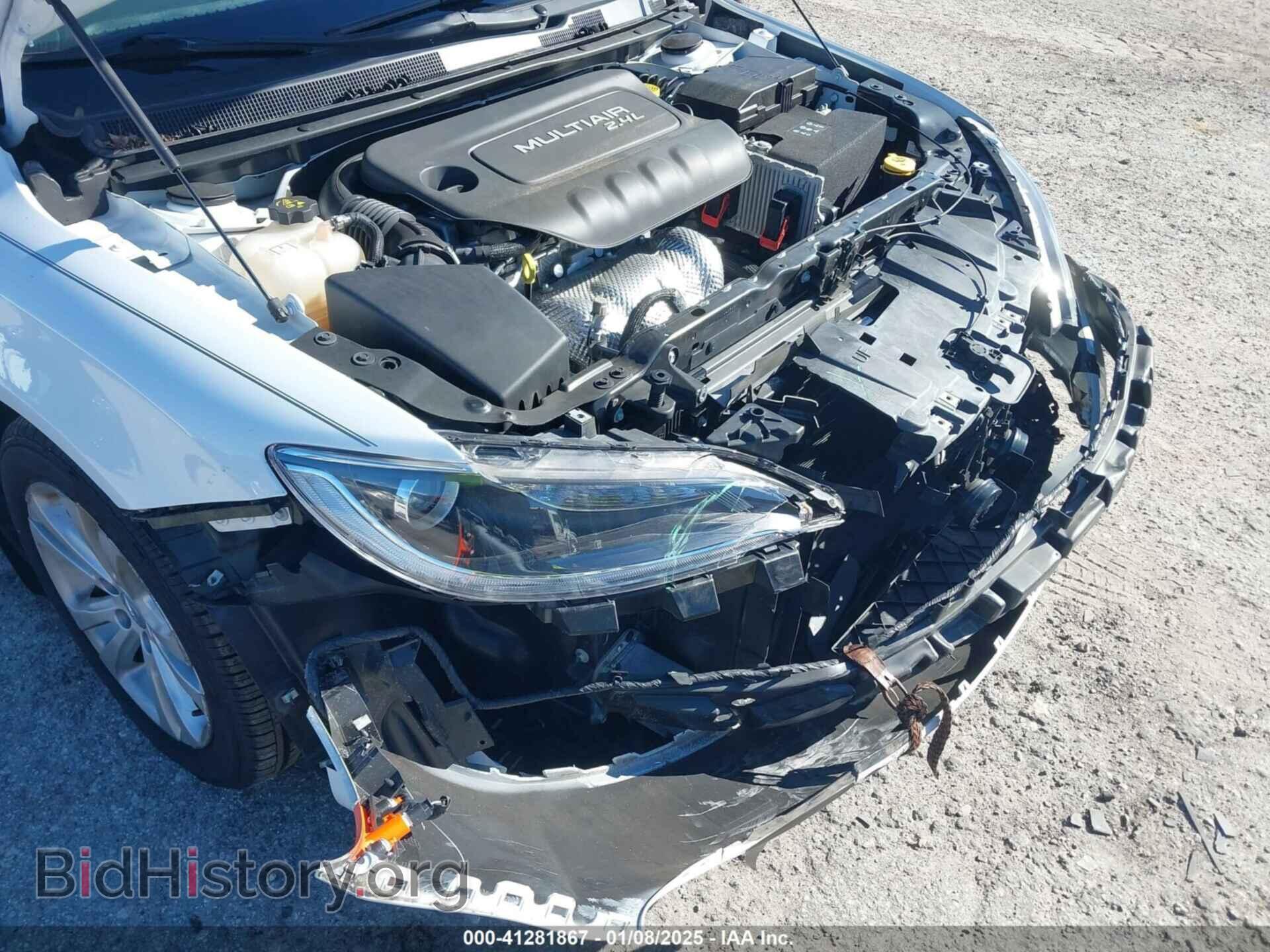 2016 CHRYSLER 200 - VIN: 1C3CCCAB3GN137909 - Фото 6