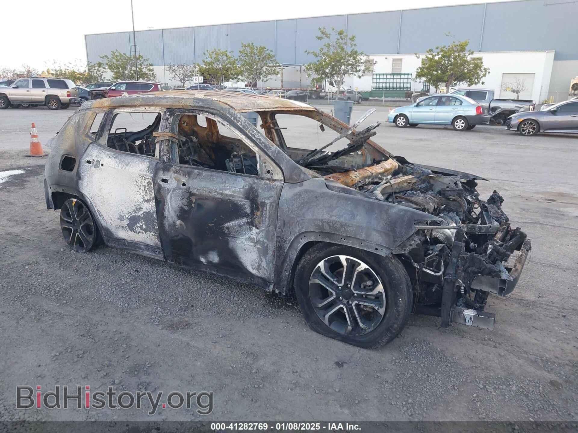 Фотография 3C4NJDCB0NT222779 - JEEP COMPASS 2022