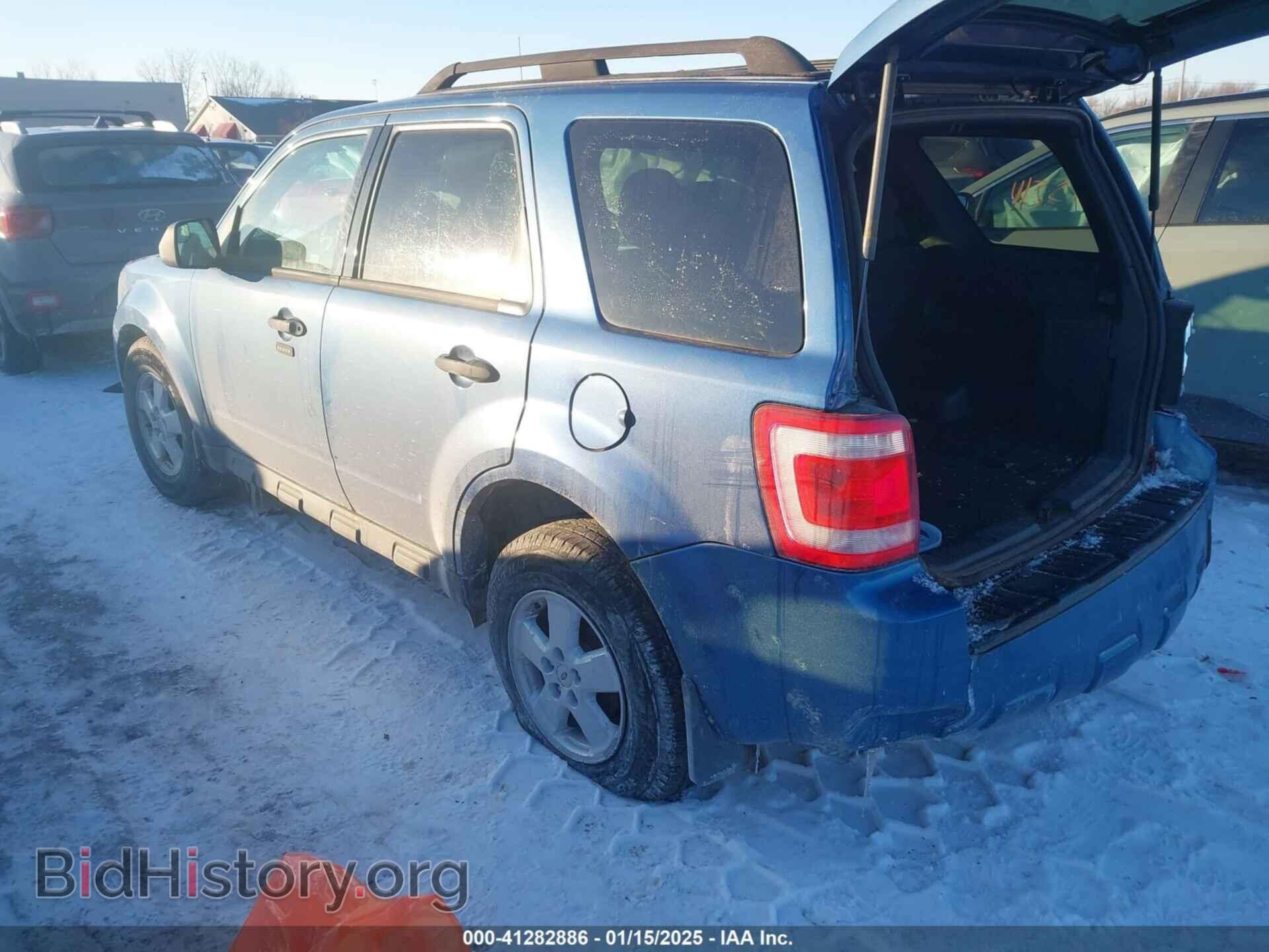 2010 FORD ESCAPE - VIN: 1FMCU9D76AKD10331 - Фото 3